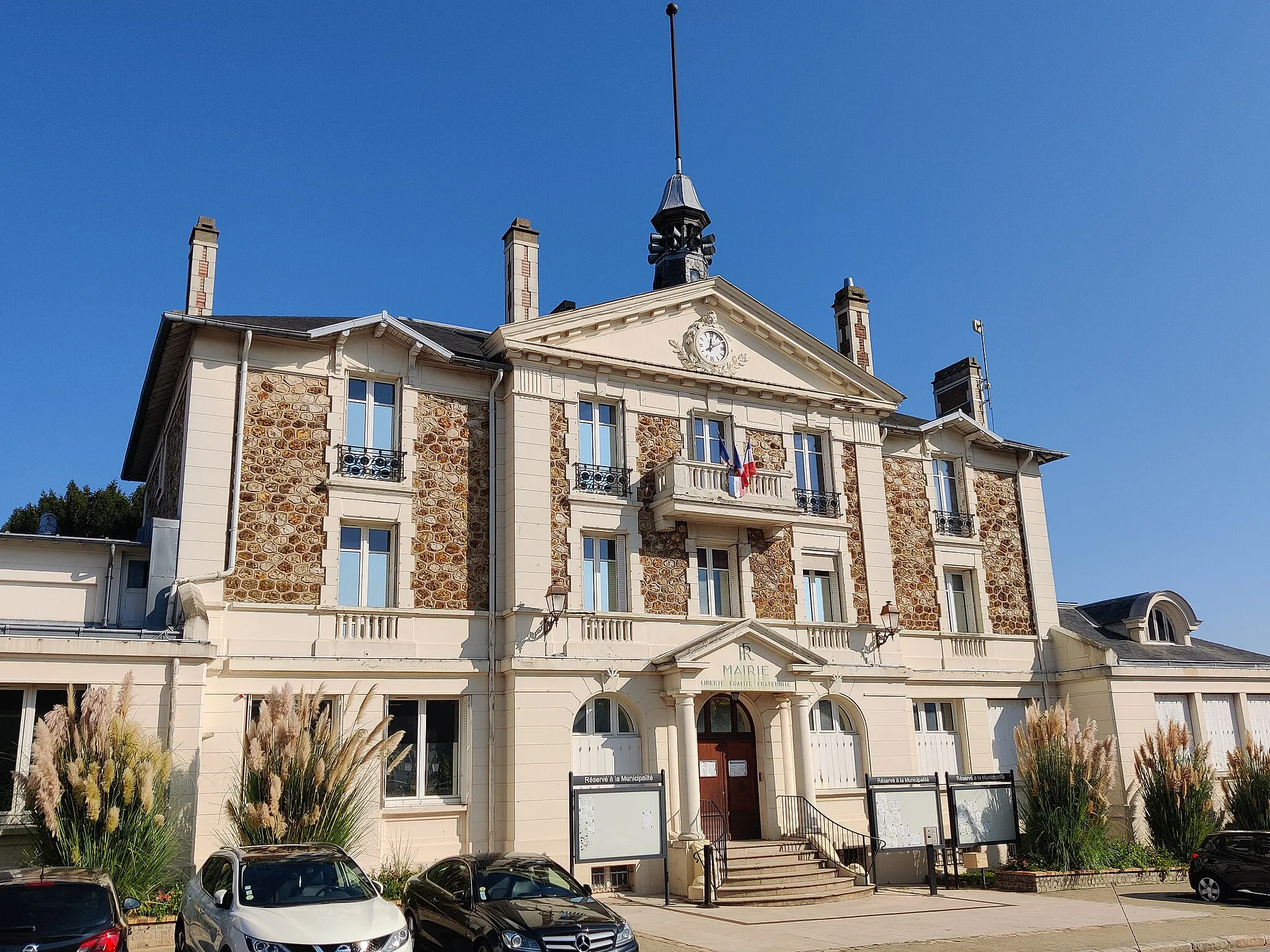 Photo showing: La mairie de Wissous.