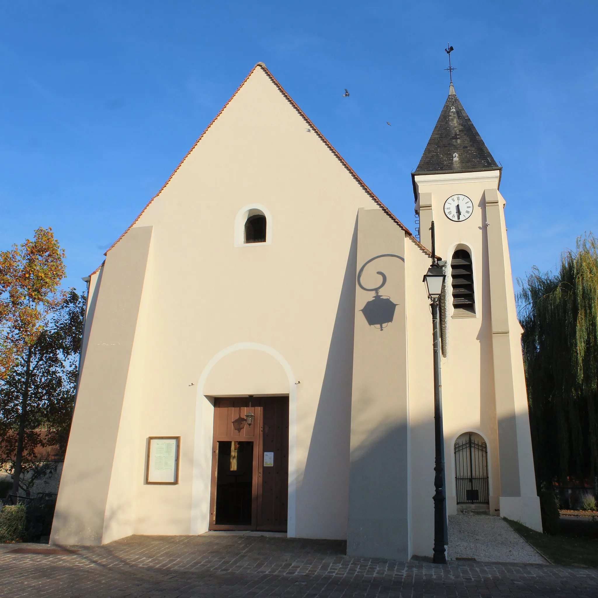 Photo showing: Église Sainte-Geneviève de Magny-le-Hongre.