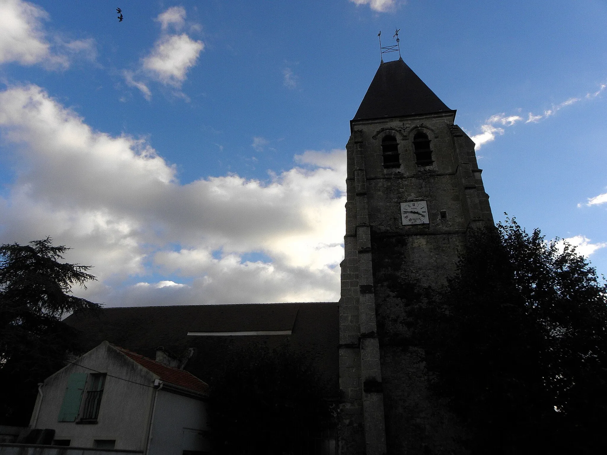 Photo showing: Église Saint-Jean-Baptiste d'Étrépilly (77).