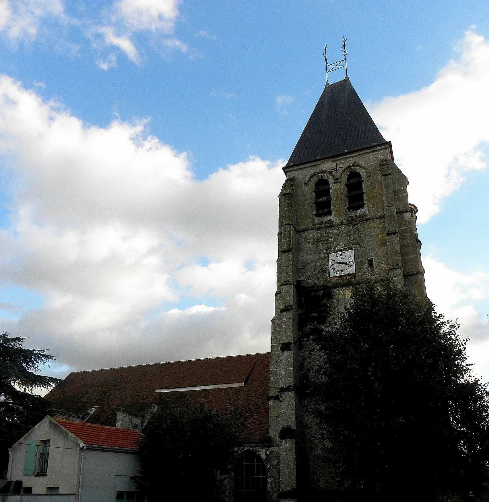 Photo showing: Église Saint-Jean-Baptiste d'Étrépilly (77).