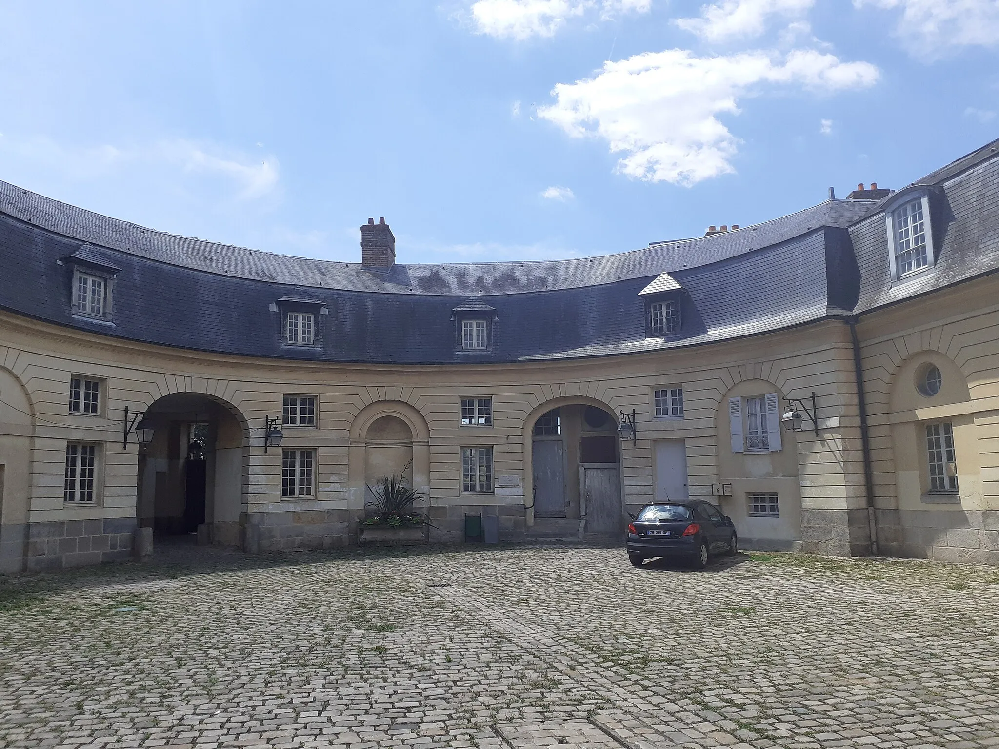 Photo showing: Château de Sainte-Geneviève-des-Bois