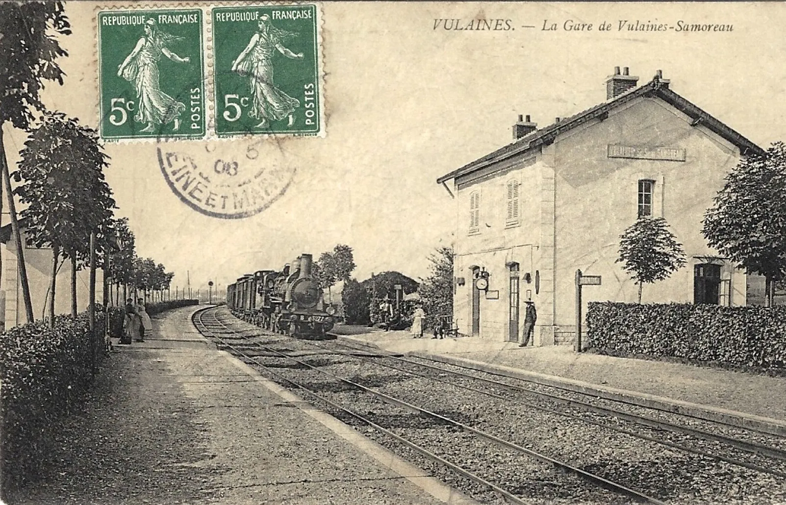 Photo showing: Gare ferroviaire de Vulaines–Samoreau sur une carte postale vers 1908