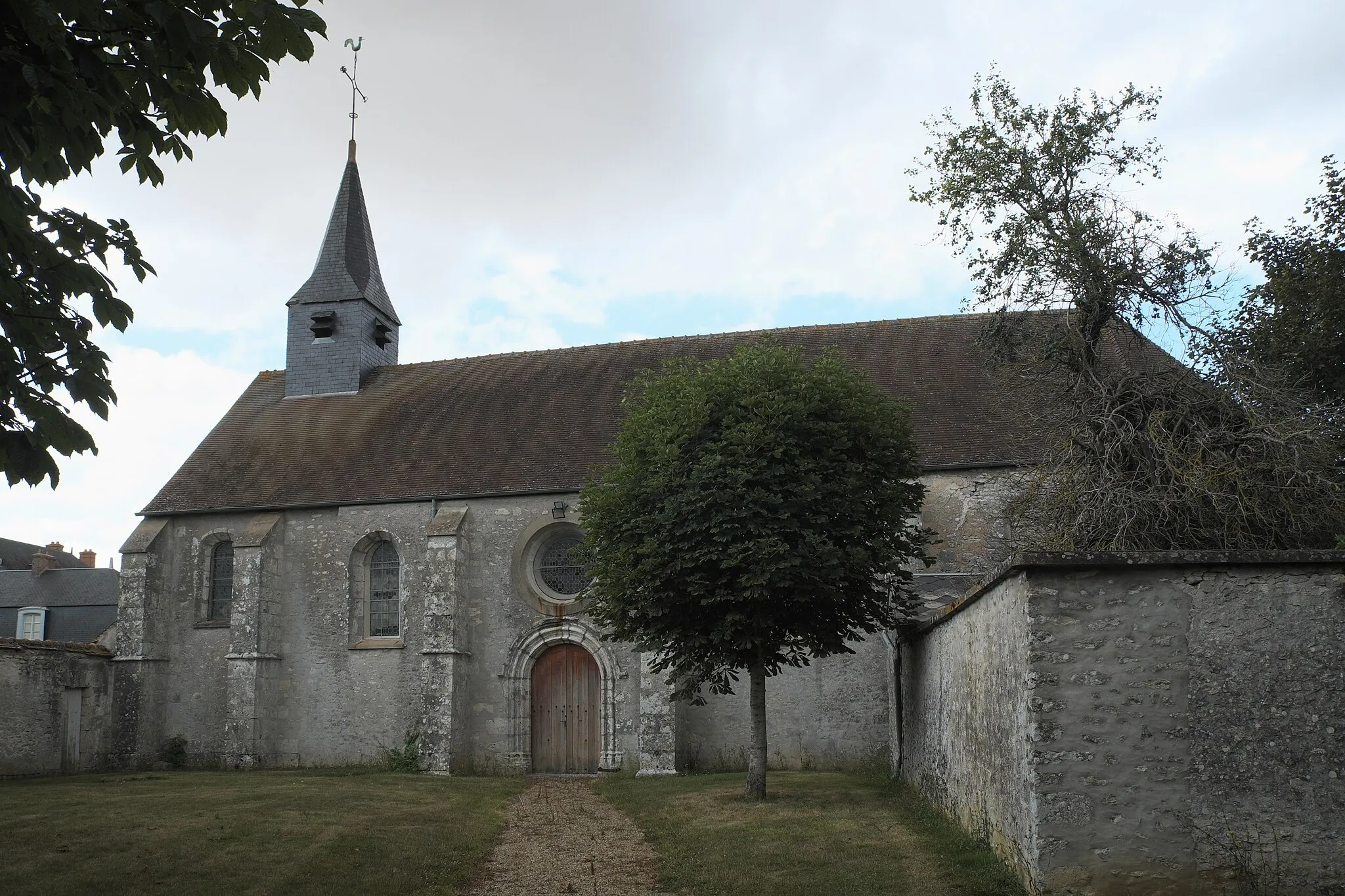 Photo showing: Katholische Kirche Saint-Germain in Dommerville (Angerville) im Département Essonne (Île-de-France/Frankreich)