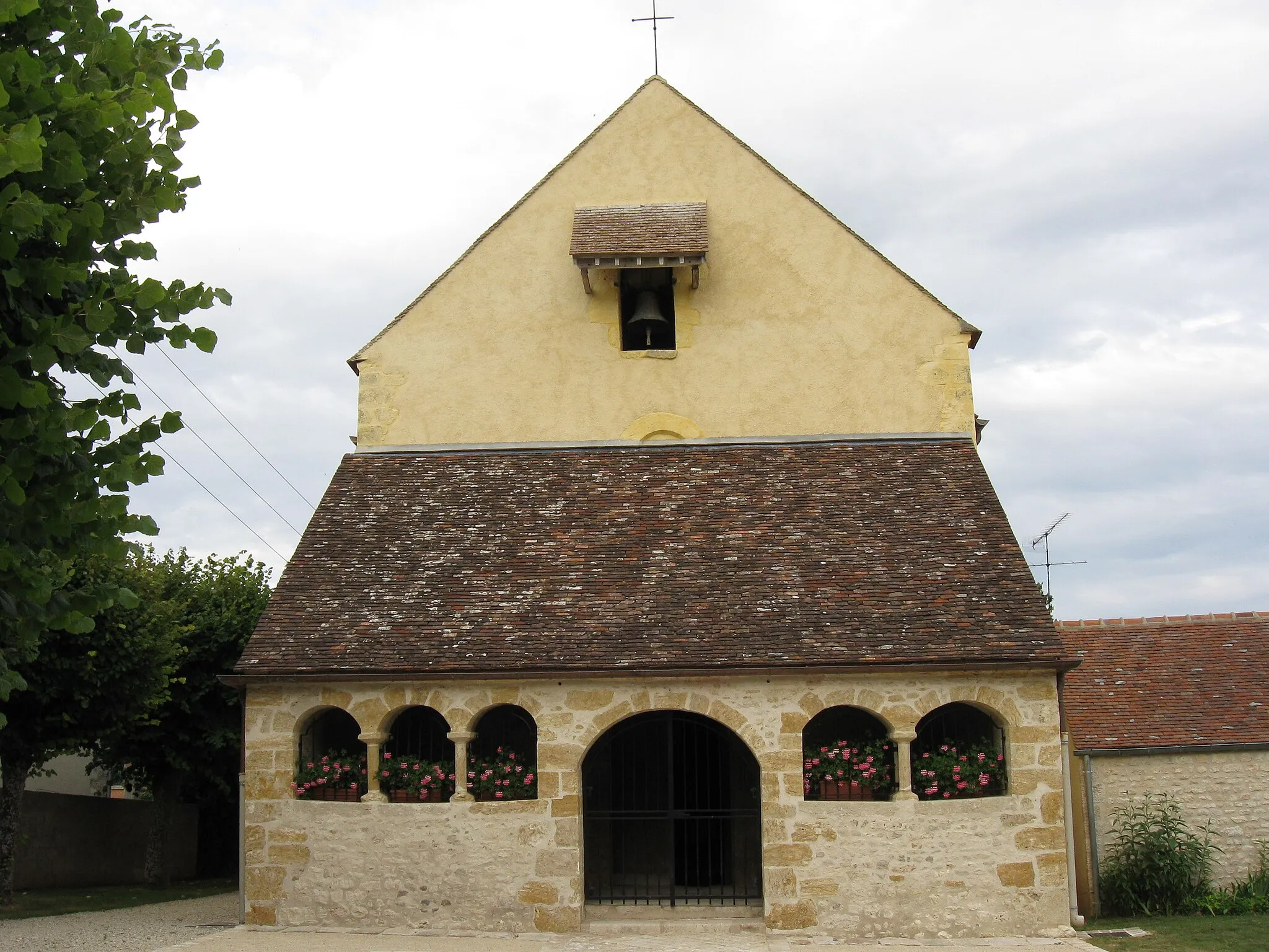 Photo showing: Église Saint-Sulpice-et-St-Antoine  (Chenou, département de la Seine-et-Marne, région Île-de-France)