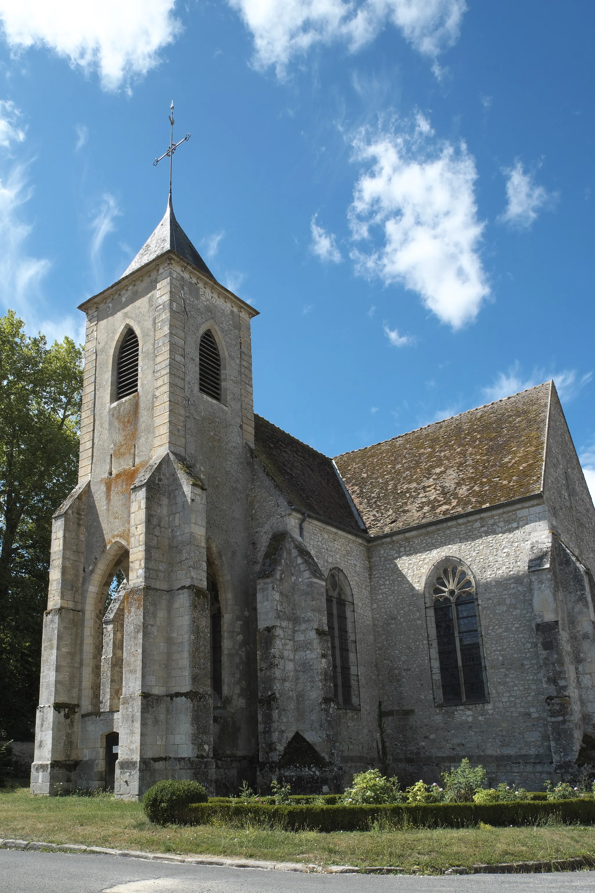 Photo showing: Kirche Sainte-Osmanne in Féricy im Département Seine-et-Marne (Île-de-France/Frankreich)