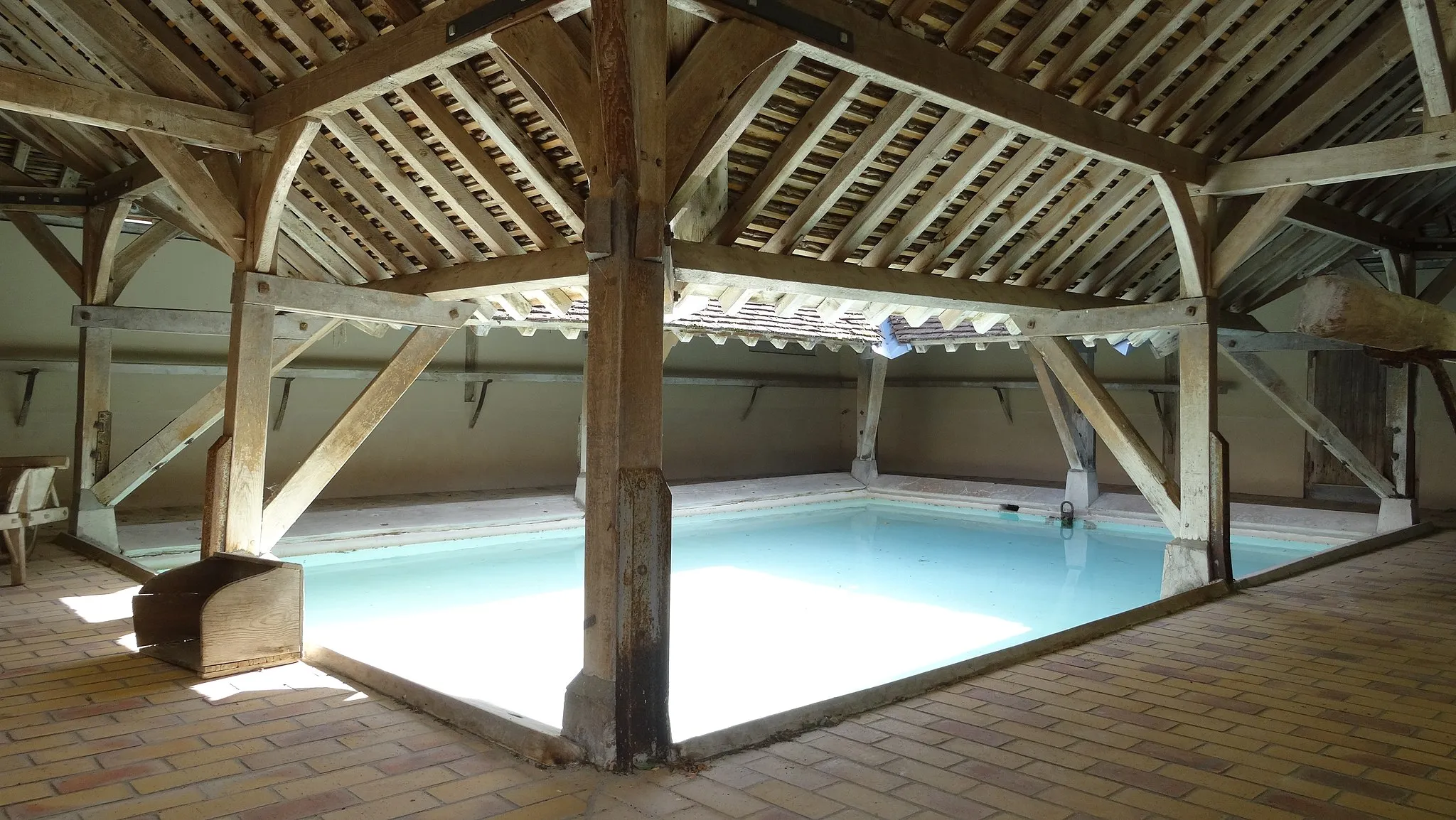 Photo showing: Lavoir à Échouboulains. (Seine-et-Marne, région Île-de-France).