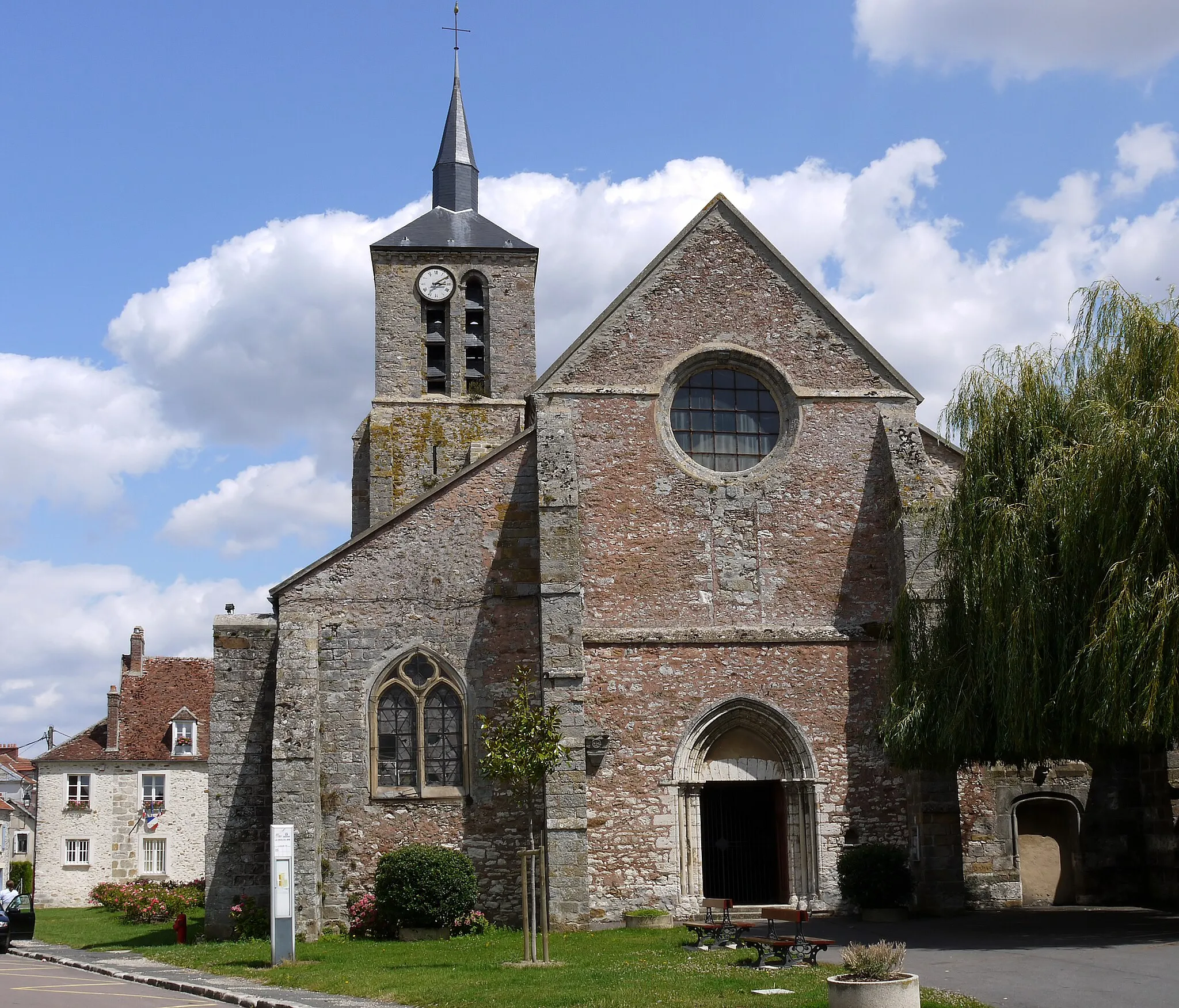 Photo showing: Church Saint Loup, Croix-en-Brie, Ile de France, France