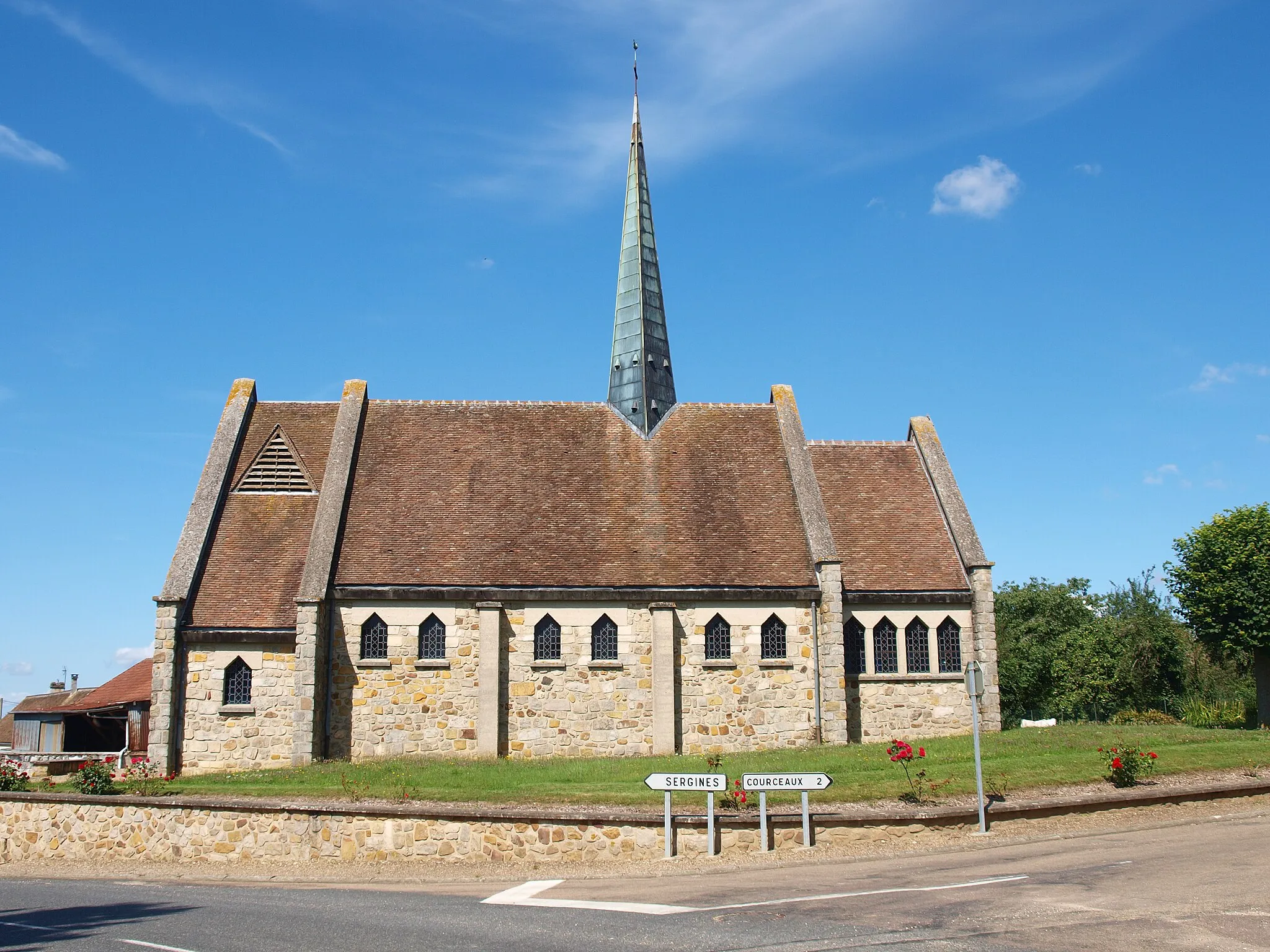 Photo showing: Perceneige (Yonne, France) ; village de Vertilly : église