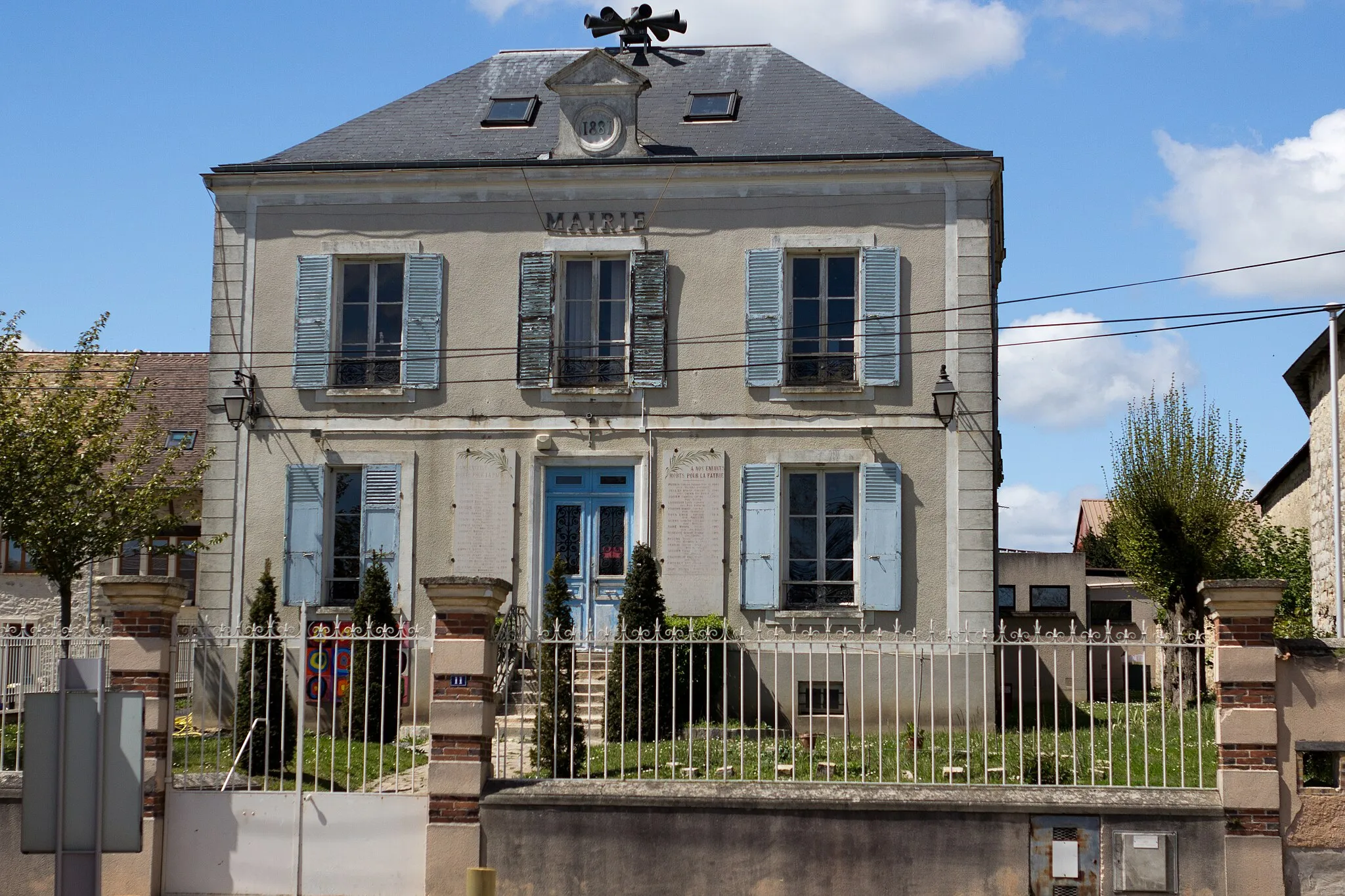 Photo showing: Mairie de Cerny, Cerny, département de l'Essonne, France.