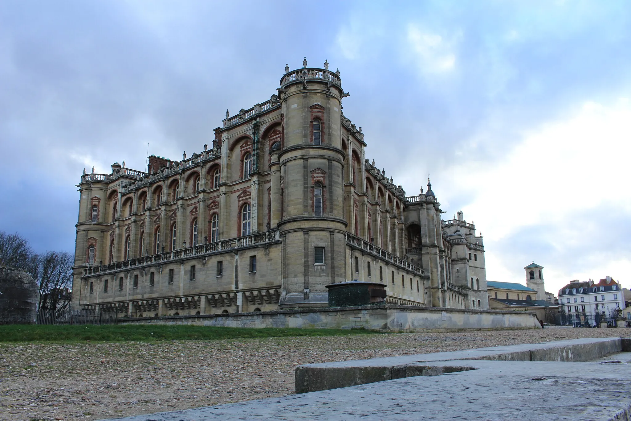 Photo showing: The Old Castle (Château Vieux) of Saint-Germain-en-Laye (France).