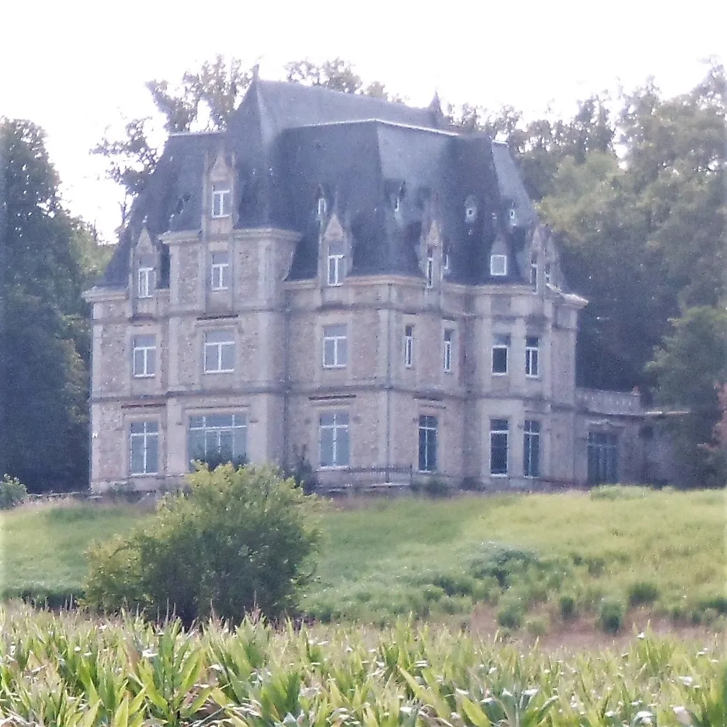 Photo showing: Château de Guéville