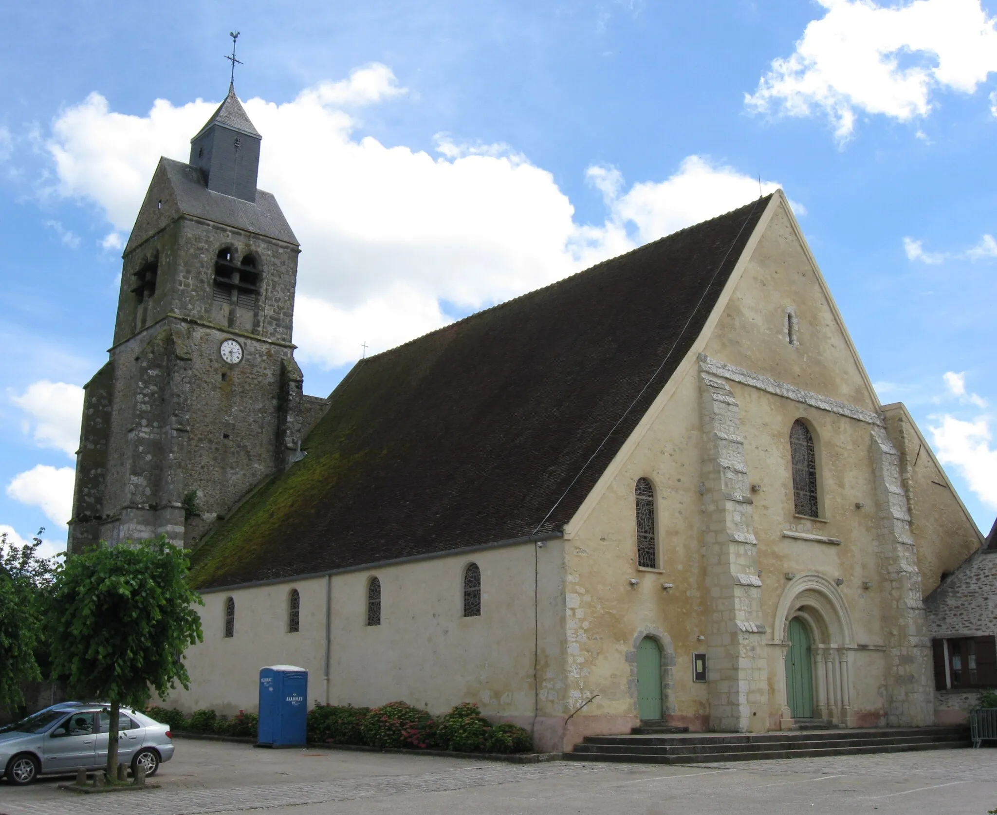 Photo showing: Église Saint-Pierre-et-Saint-Paul de Choisy-en-Brie. (Seine-et-Marne, région Île-de-France).