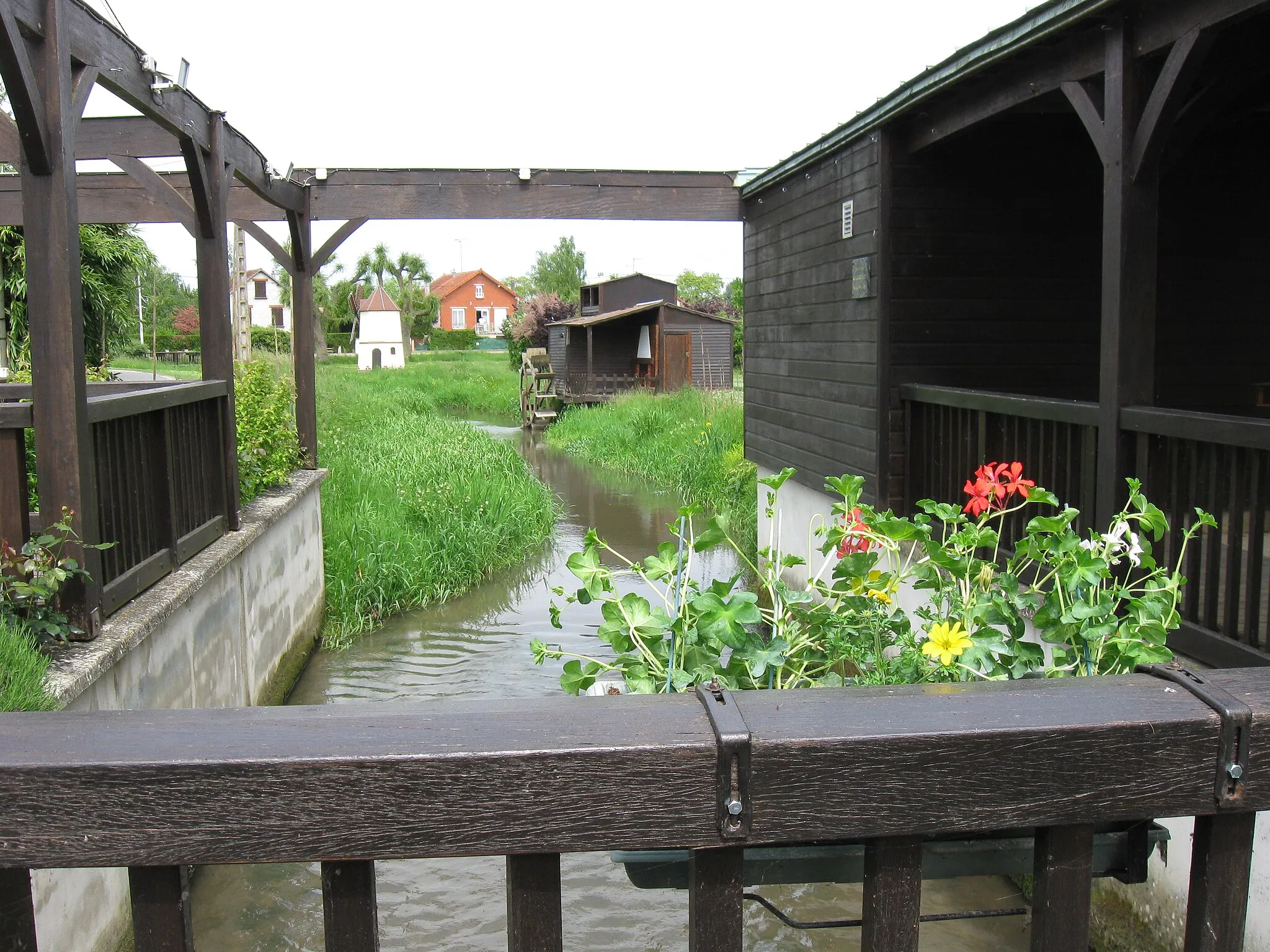 Photo showing: L'Auxence à Vimpelles. (Seine-et-Marne, région Île-de-France).