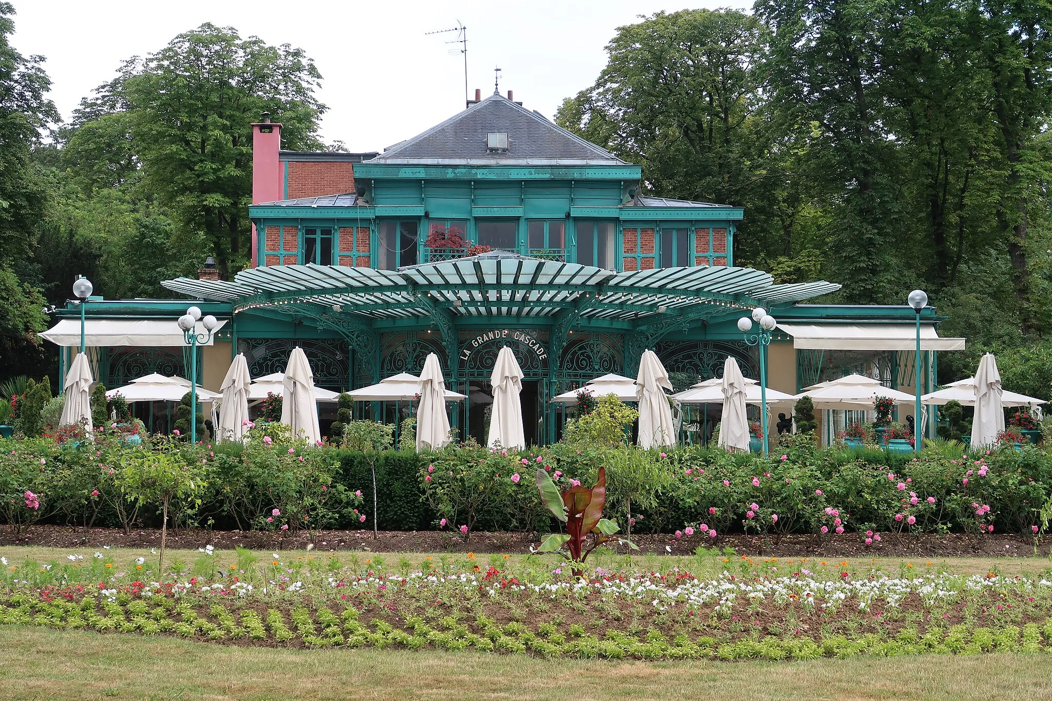 Photo showing: Restaurant La Grande Cascade, bois de Boulogne (Paris, 16e).
