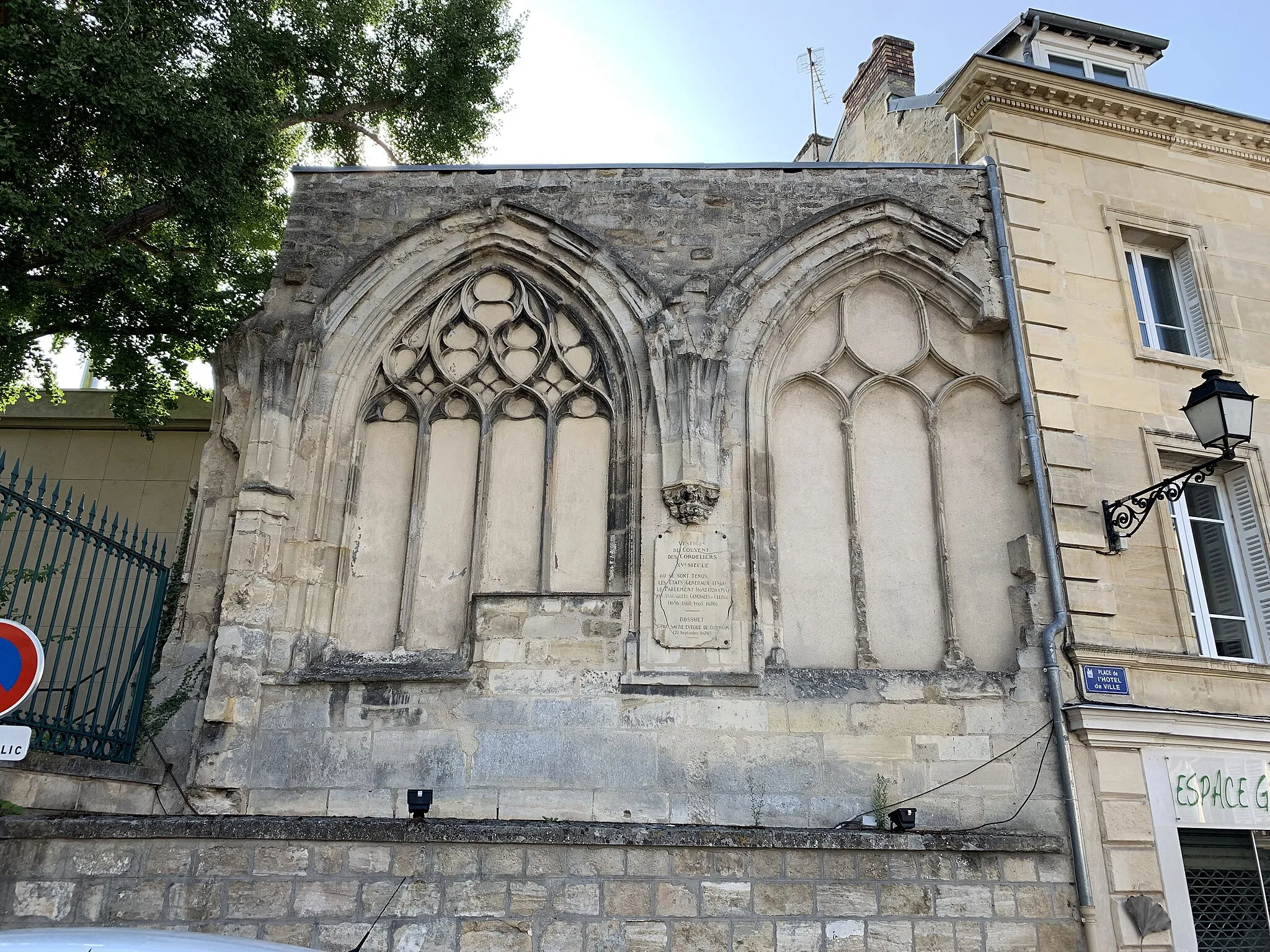 Photo showing: Vestiges du couvent des Cordeliers, Pontoise.
