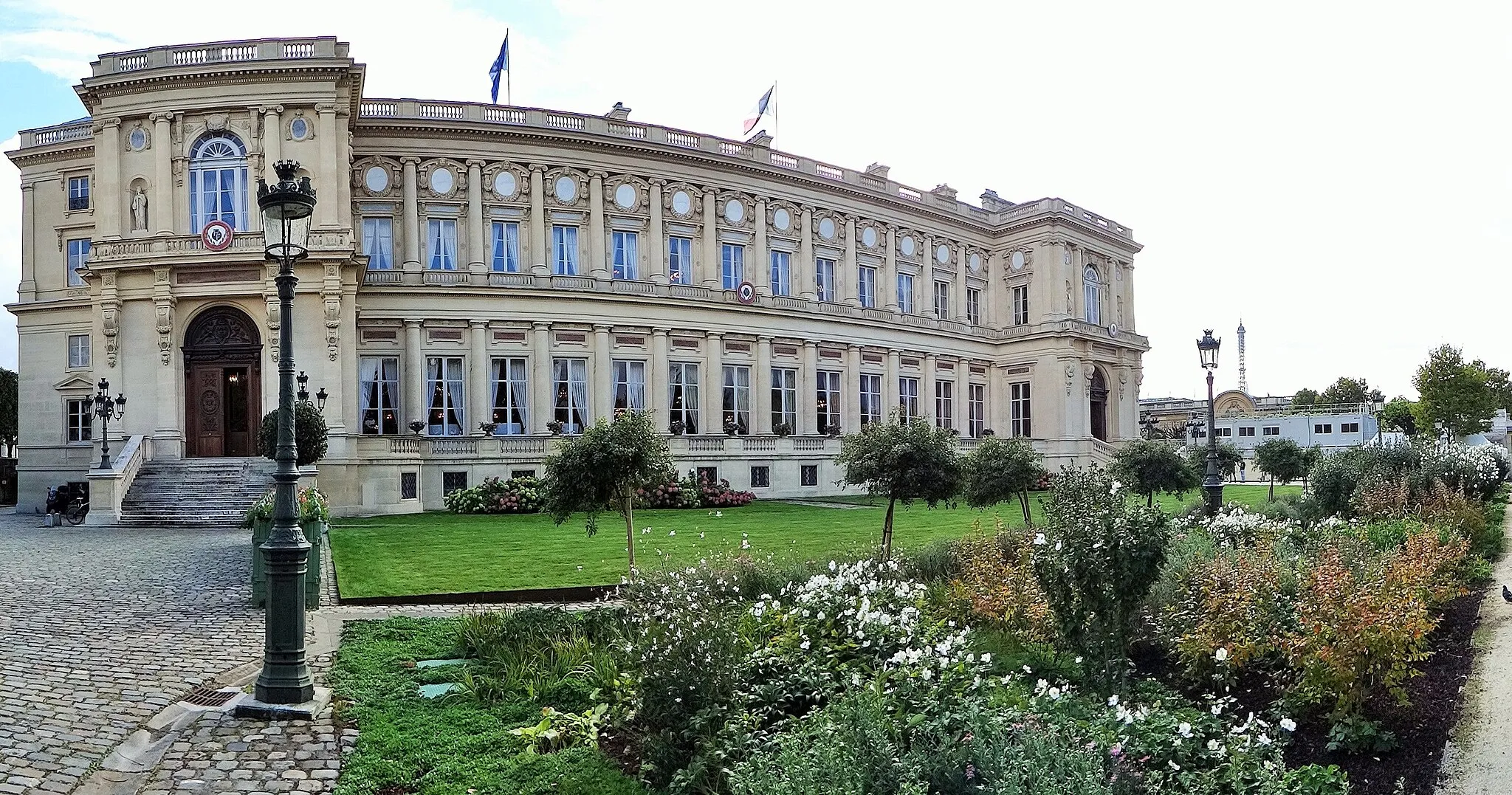 Photo showing: This building is indexed in the base Mérimée, a database of architectural heritage maintained by the French Ministry of Culture, under the reference PA00088723 .