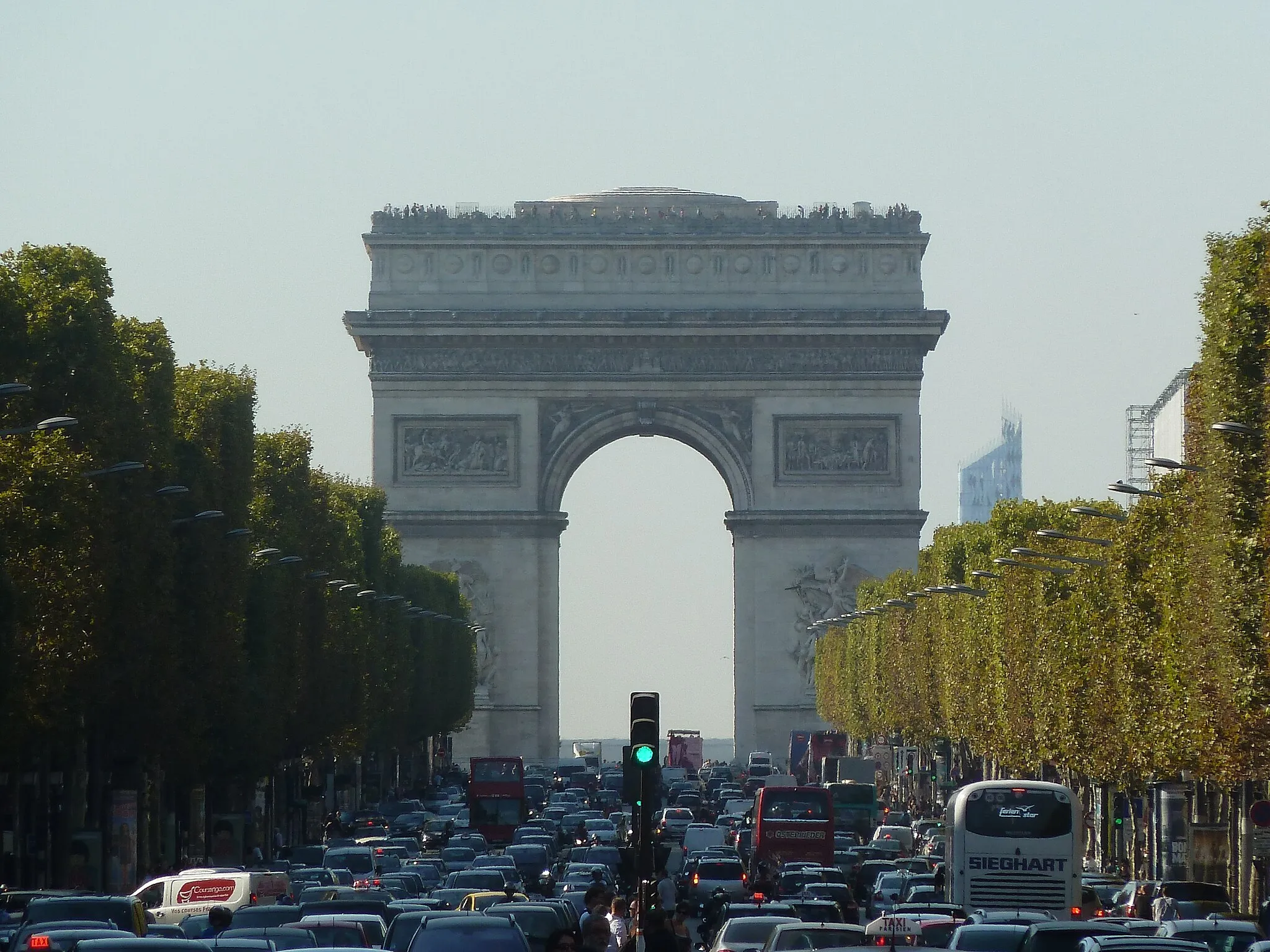 Photo showing: Champs-Élysées - eastern view