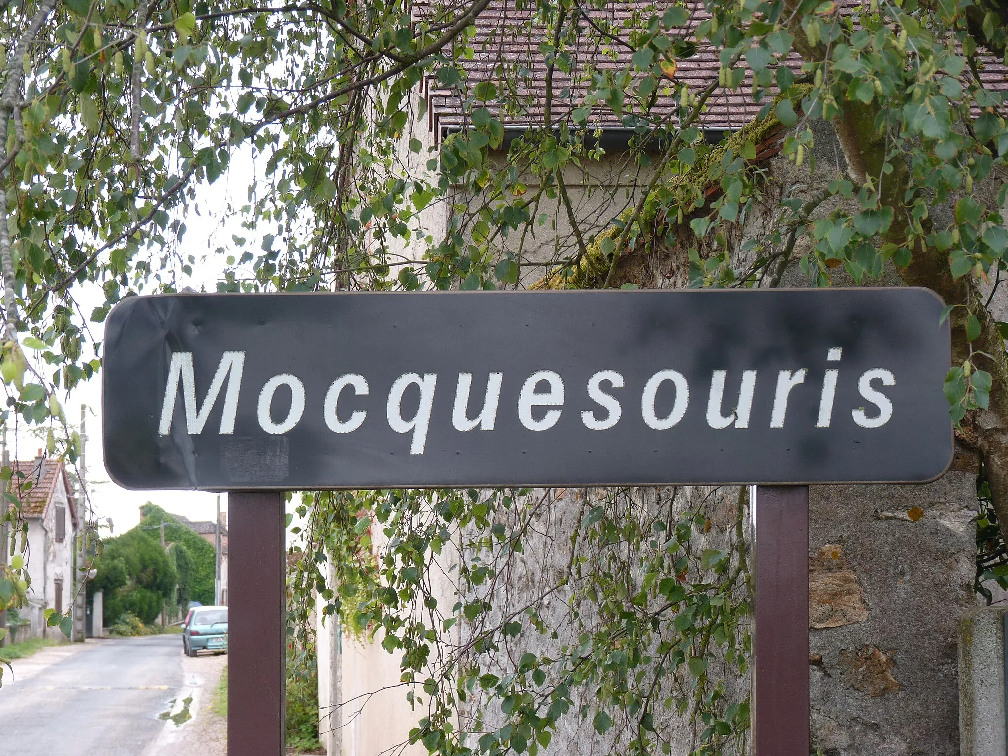 Photo showing: Entrée du hameau de Mocquesouris dans la commune de Tournan-en-Brie.