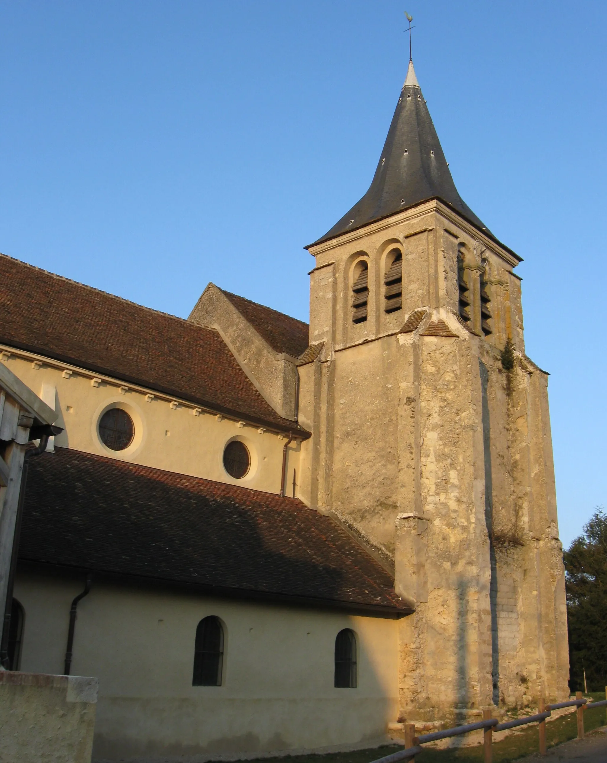Photo showing: Église Saint-Rémi de Montévrain. (Seine-et-Marne, région Île-de-France).