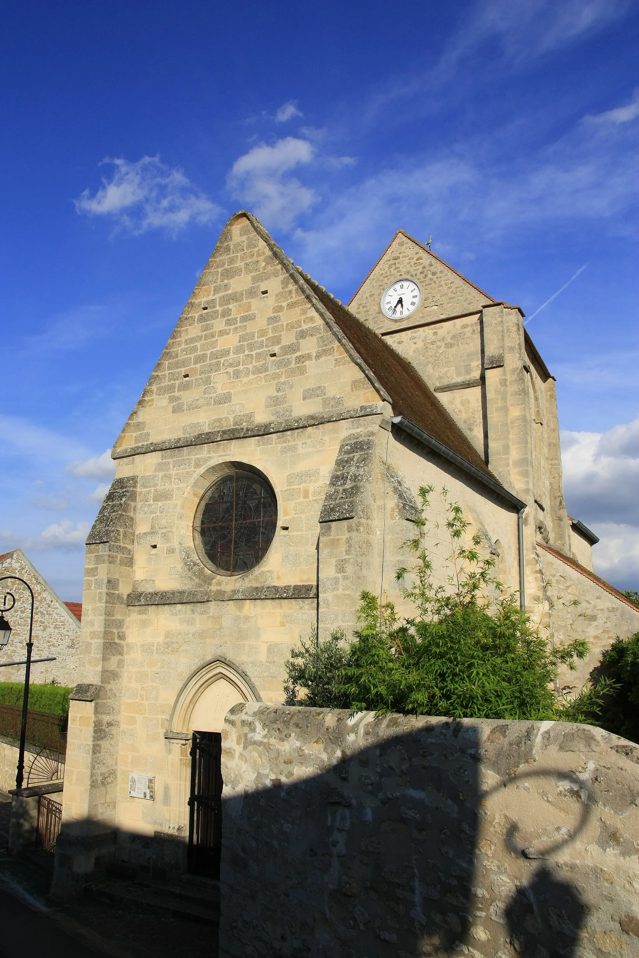 Photo showing: This building is classé au titre des monuments historiques de la France. It is indexed in the base Mérimée, a database of architectural heritage maintained by the French Ministry of Culture, under the reference PA00079971 .