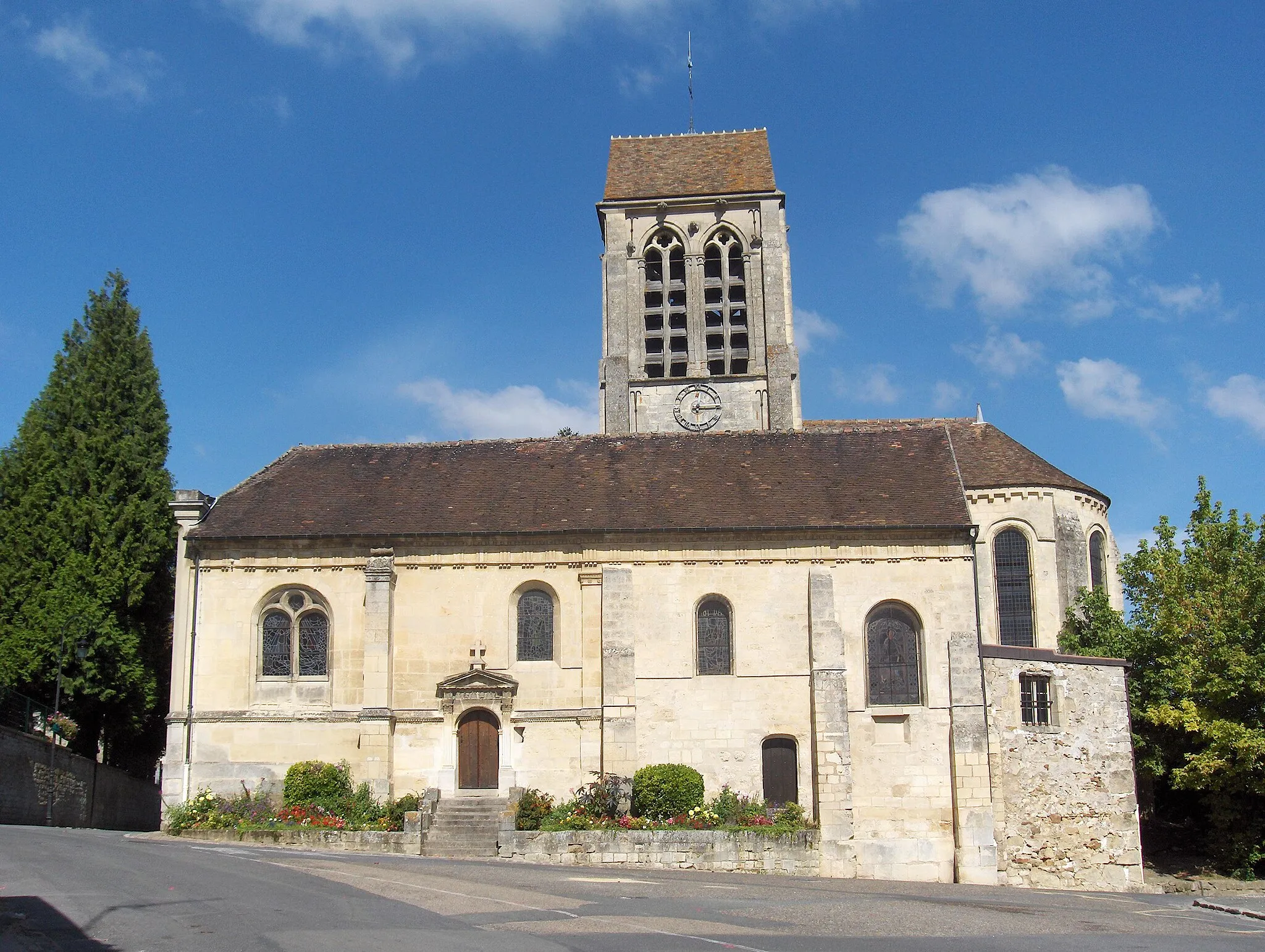 Photo showing: Eglise Saint-Denis de Jouy-le-Comte à Parmain (12-13e siècles)