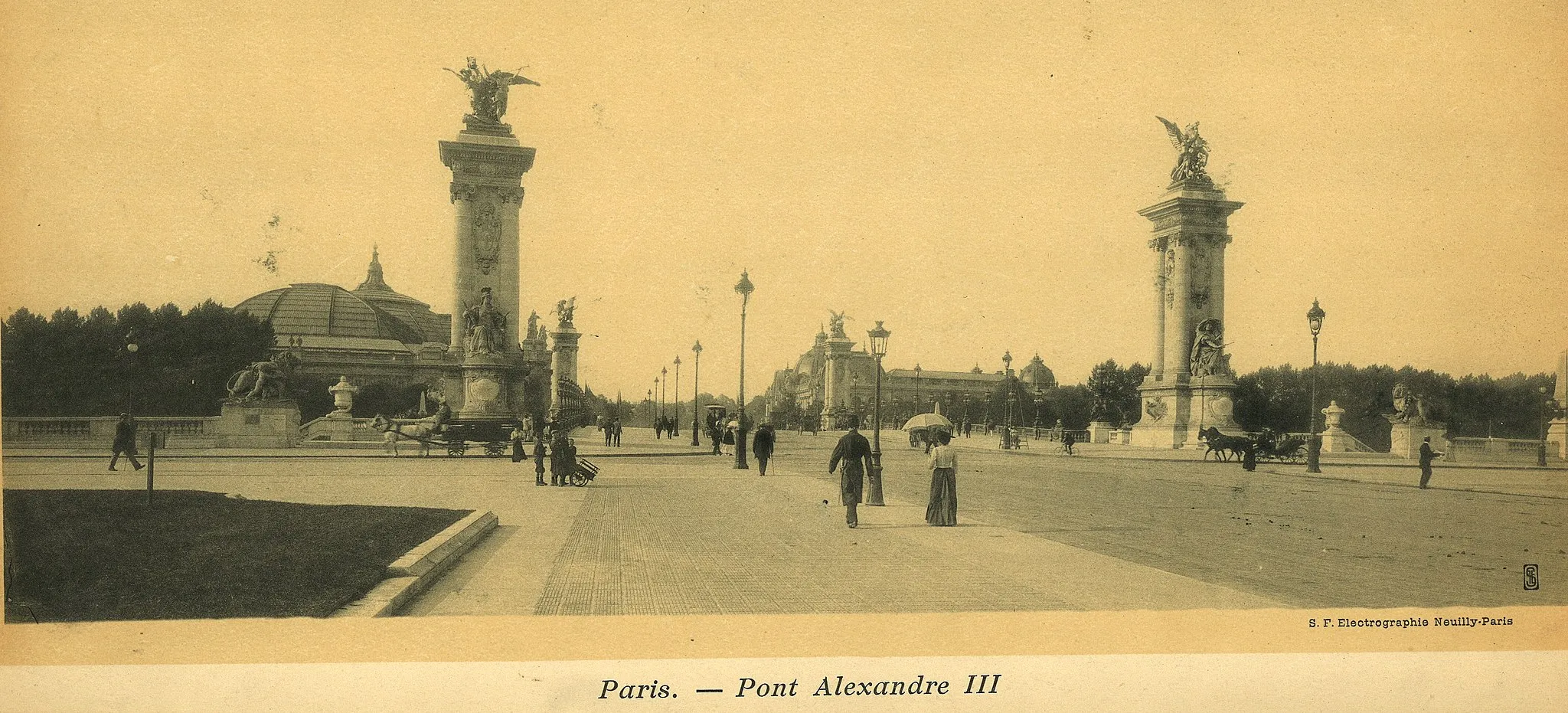 Photo showing: Turn of the century photo of Pont Alexandre III bridge