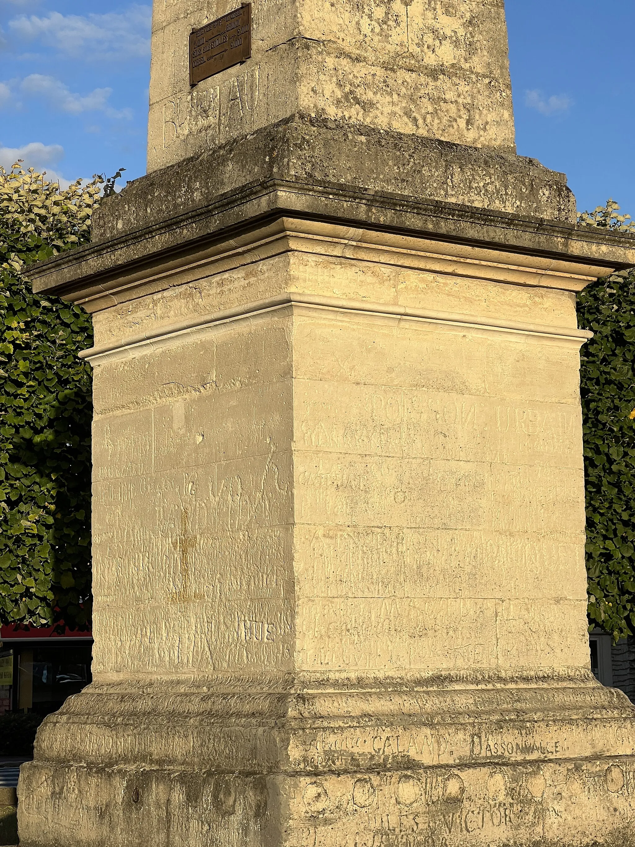 Photo showing: Obélisque de Brunoy, Brunoy.