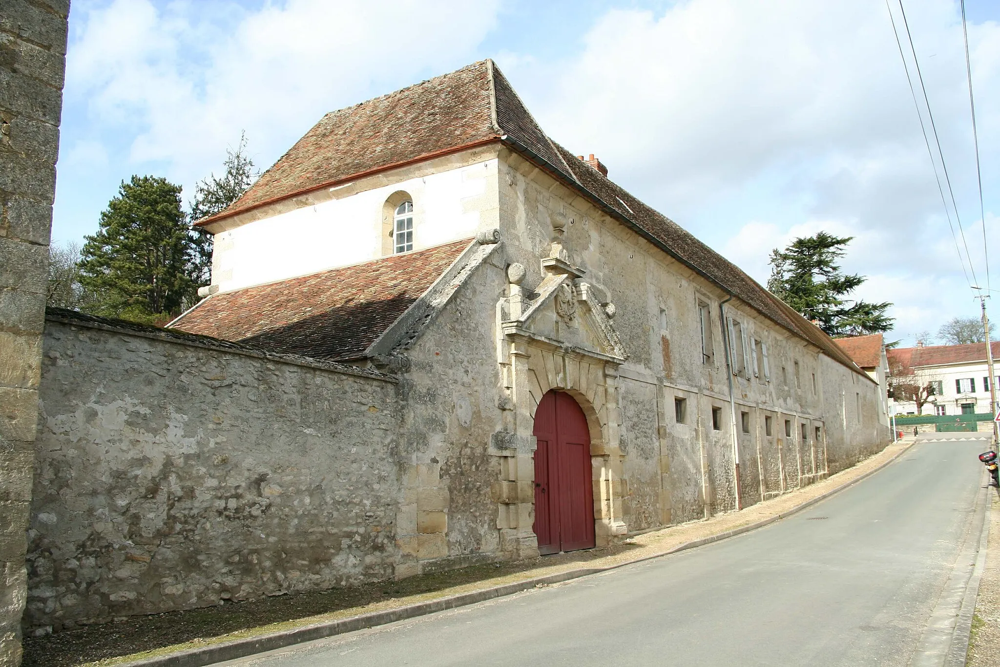 Photo showing: Château (communs) à Brueil-en-Vexin - Yvelines (France)