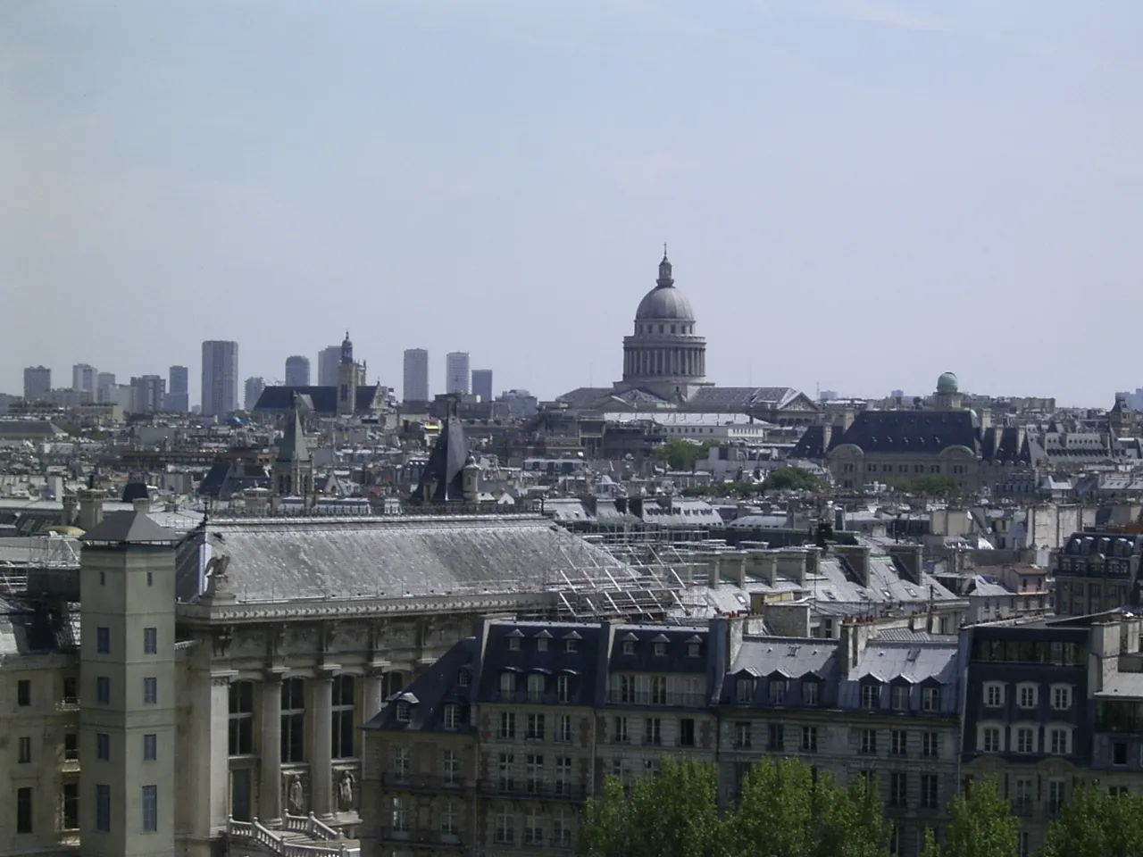 Photo showing: Pantheon in Paris from Montmartre