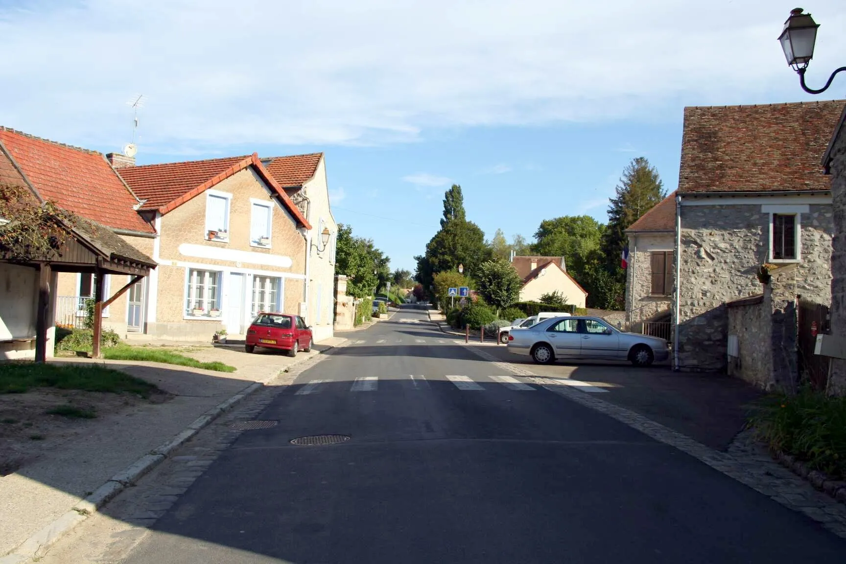 Photo showing: Rue principale de Montalet-le-Bois - Yvelines (France)