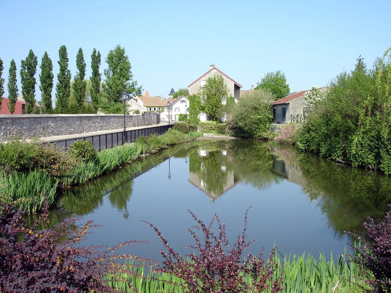 Photo showing: Abreuvoir de Villiers-le-Sec (Val-d'Oise), France