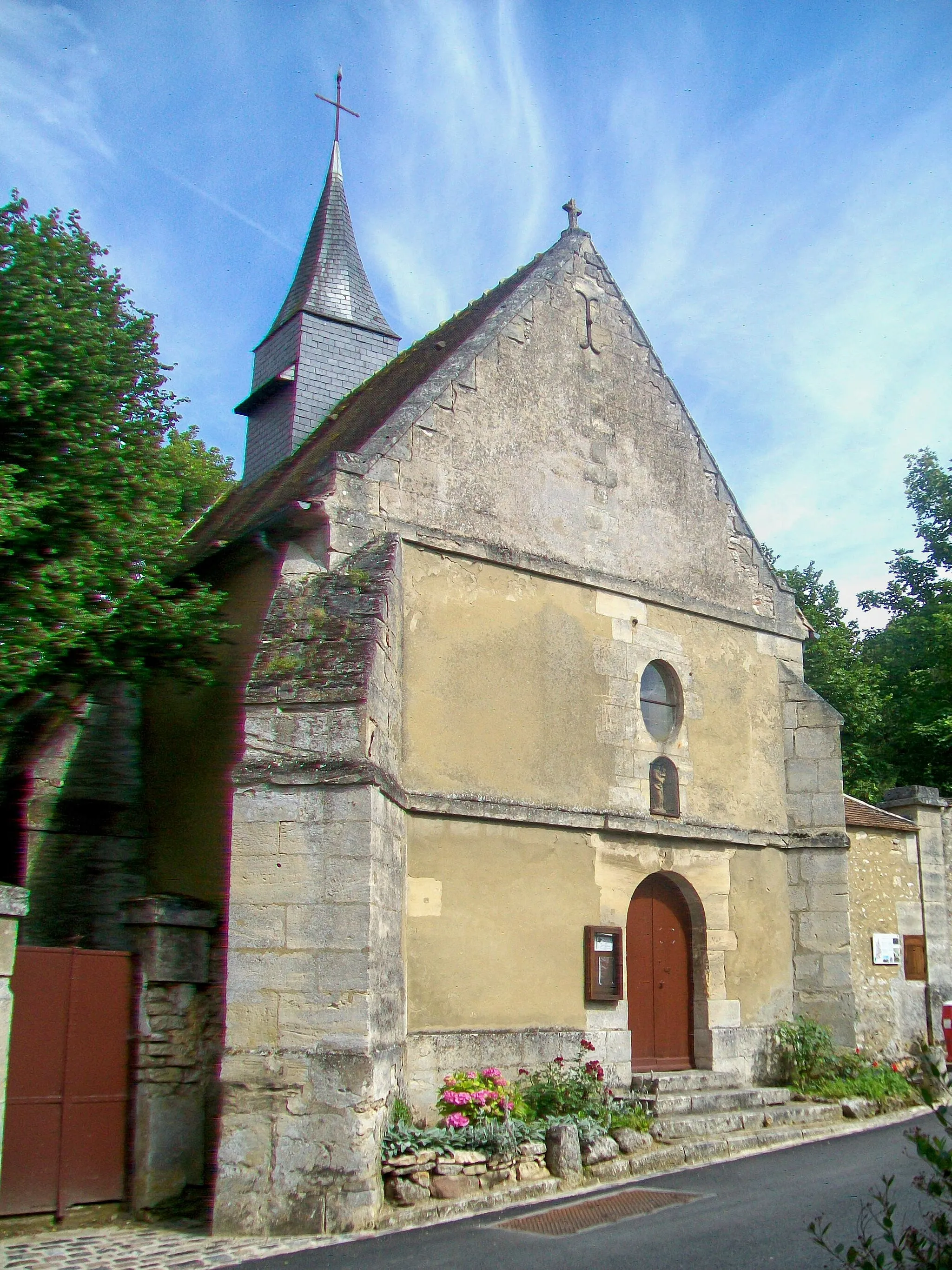 Photo showing: La chapelle Sainte-Marguerite, façade occidentale, depuis le nord-ouest.