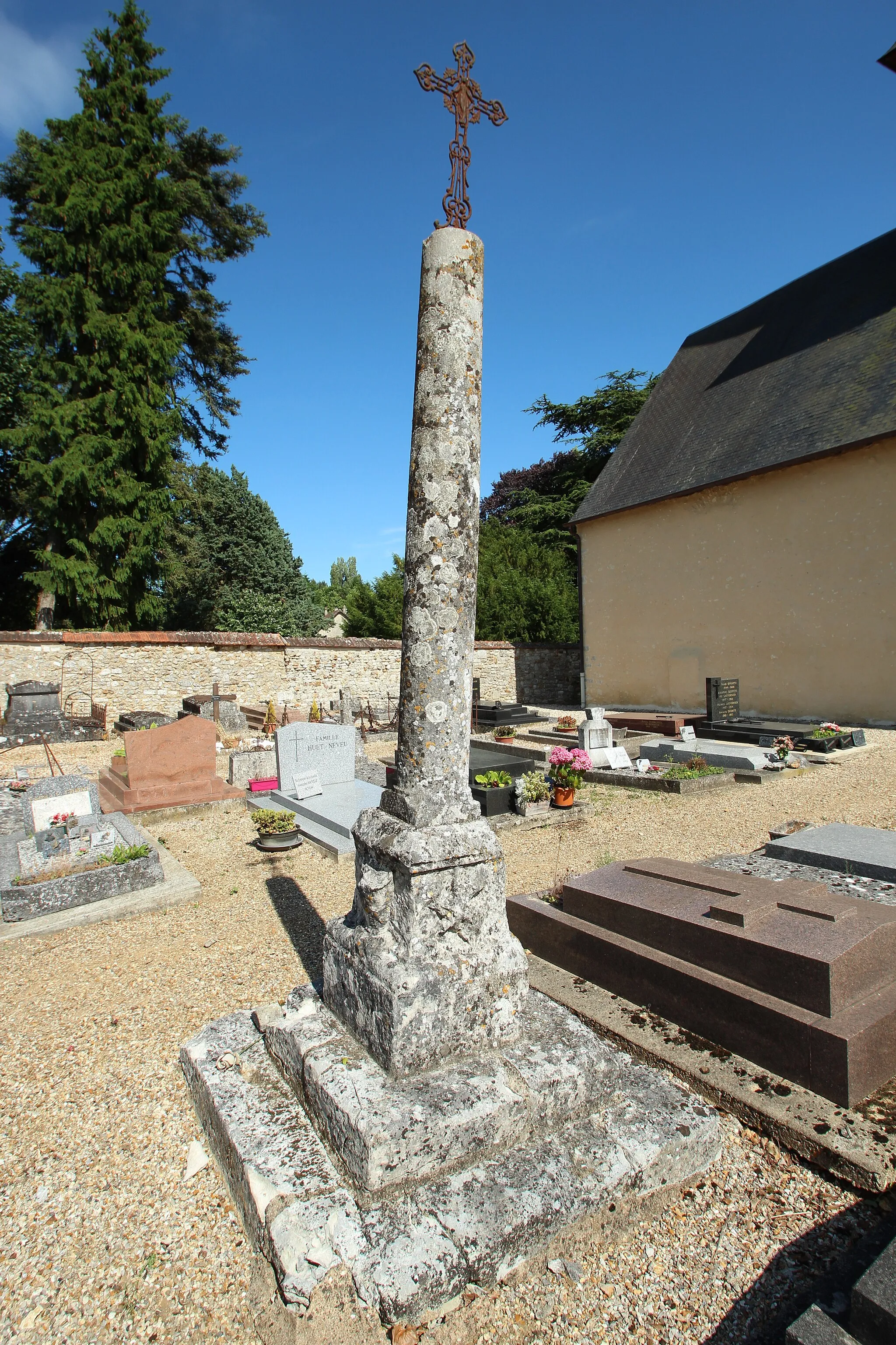 Photo showing: Cemetery of Cravent, France.