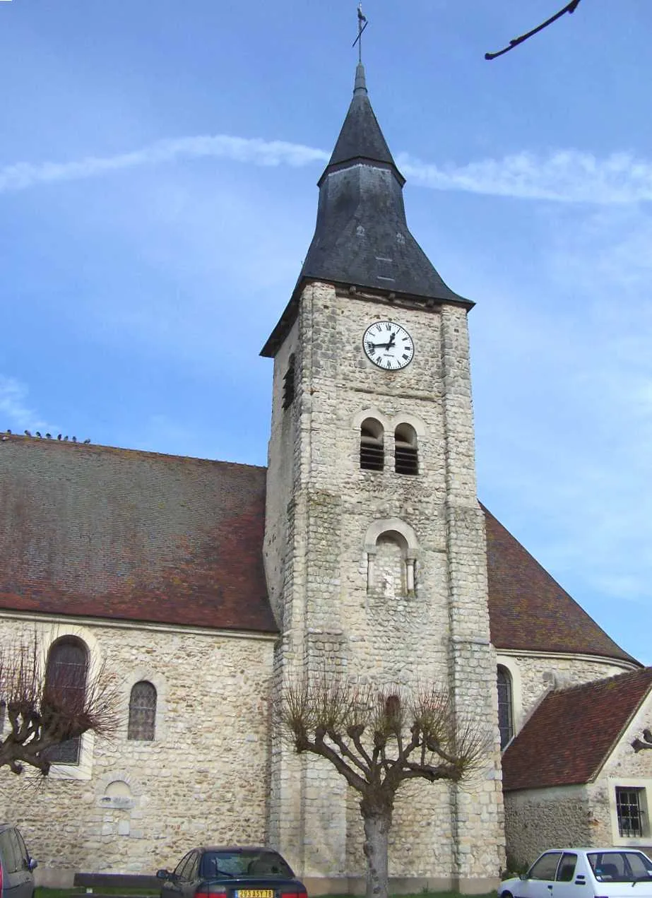 Photo showing: Bell tower of the church of Bourdonné (Yvelines, France)