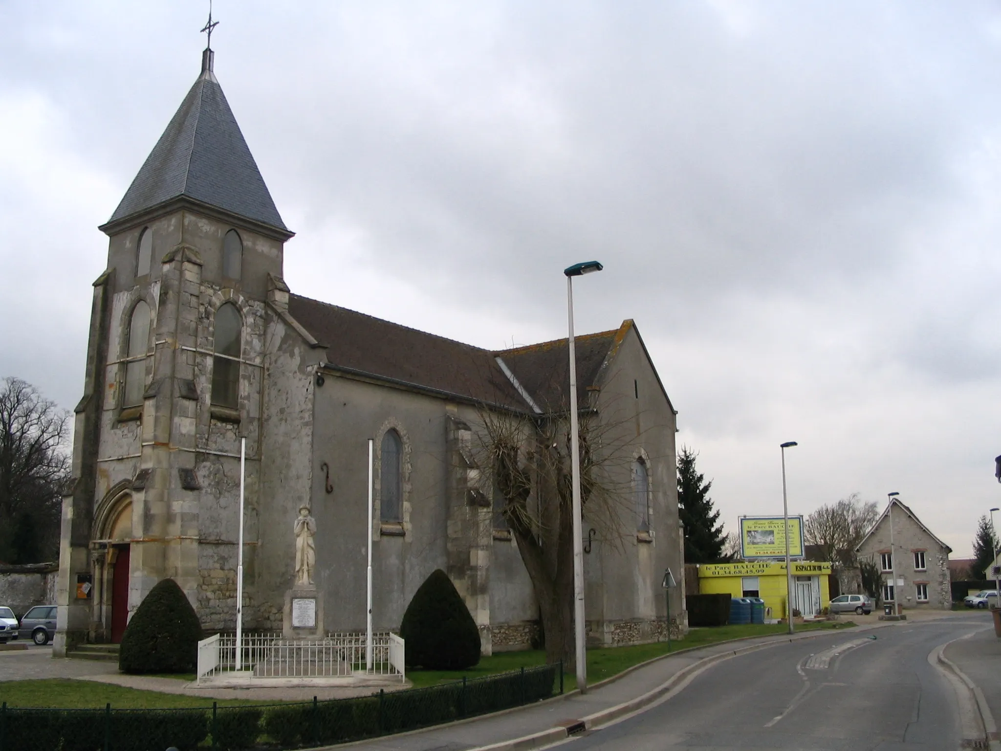 Photo showing: The Saint-Germain d'Auxerre Church, in Villeron, Val-d'Oise, France.