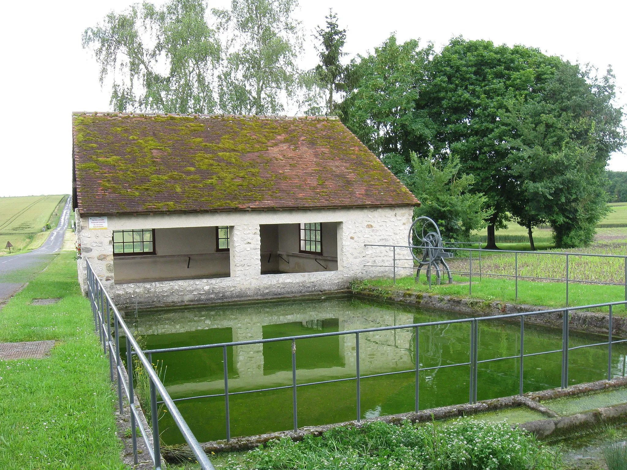 Photo showing: Lavoir de Boisdon. (Seine-et-Marne, région Île-de-France).