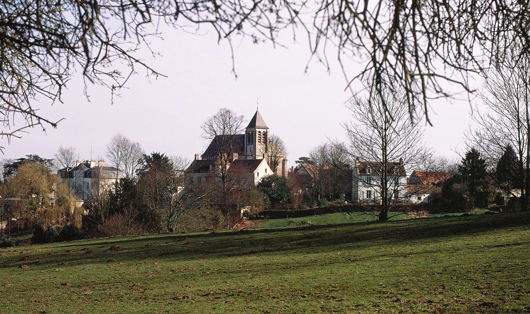 Photo showing: This building is inscrit au titre des monuments historiques de la France. It is indexed in the base Mérimée, a database of architectural heritage maintained by the French Ministry of Culture, under the reference PA00080111 .