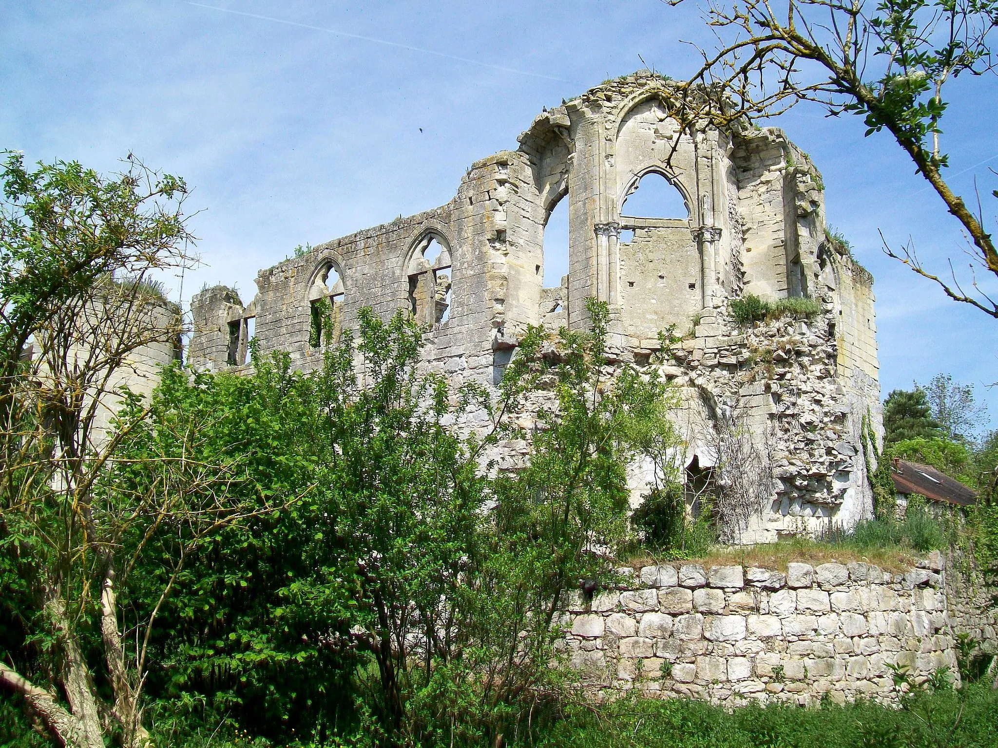 Photo showing: La chapelle de l'ancien château, au premier étage ; vue depuis le sud-est.