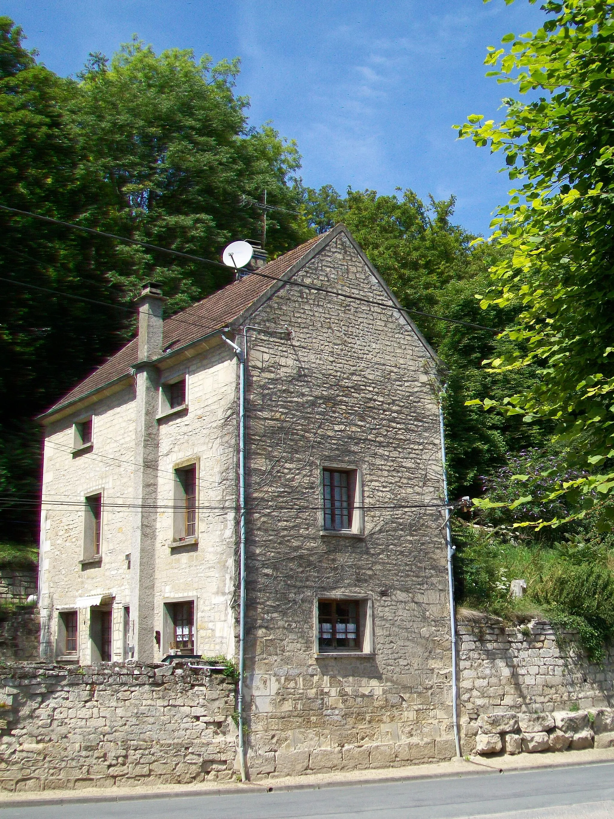Photo showing: Une maison de la Grande rue.