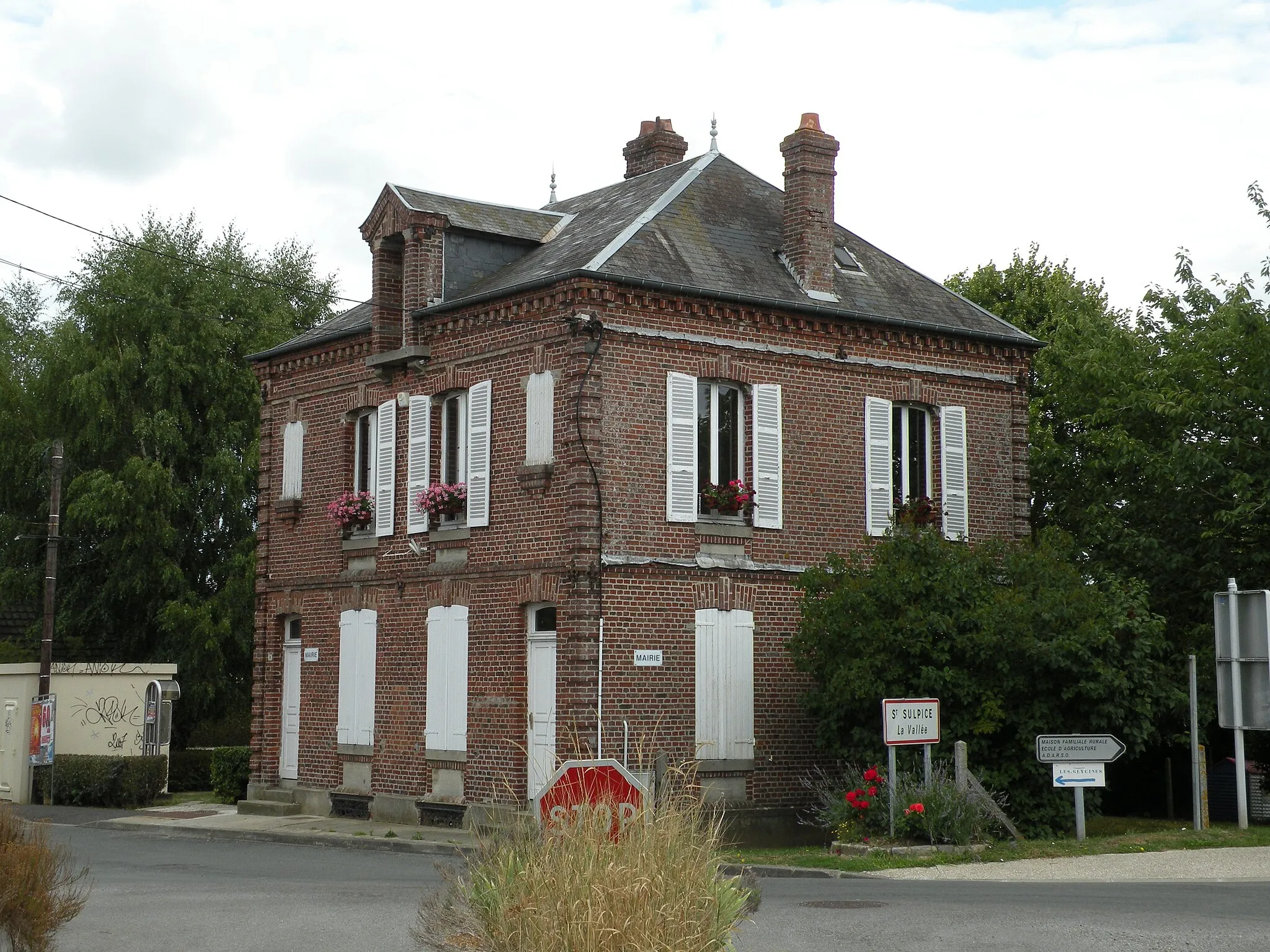 Photo showing: mairie de Saint-Sulpice (Oise)