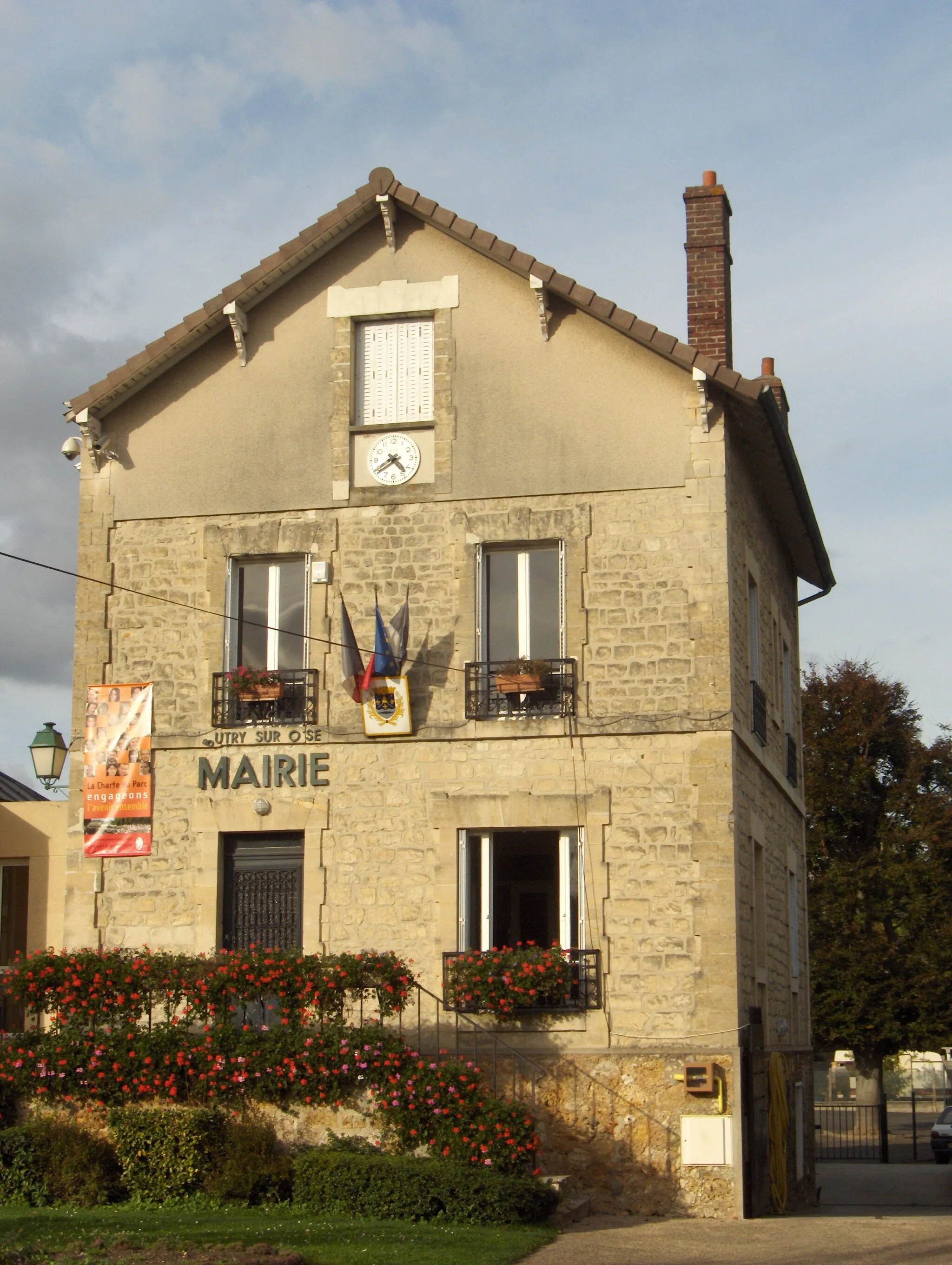 Photo showing: Mairie de Butry-sur-Oise