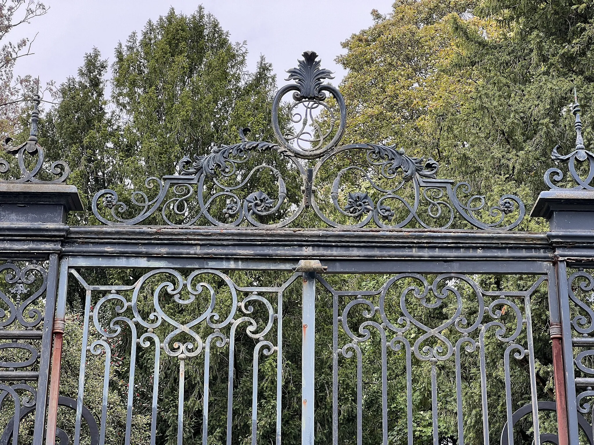 Photo showing: Portail du château Saint-Germain, Saint-Germain-lès-Corbeil.