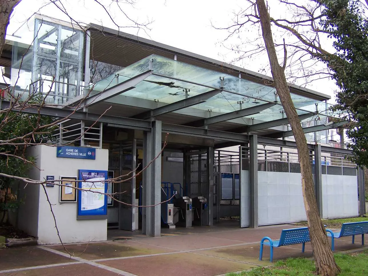 Photo showing: Railway station of Achères (Yvelines, France)