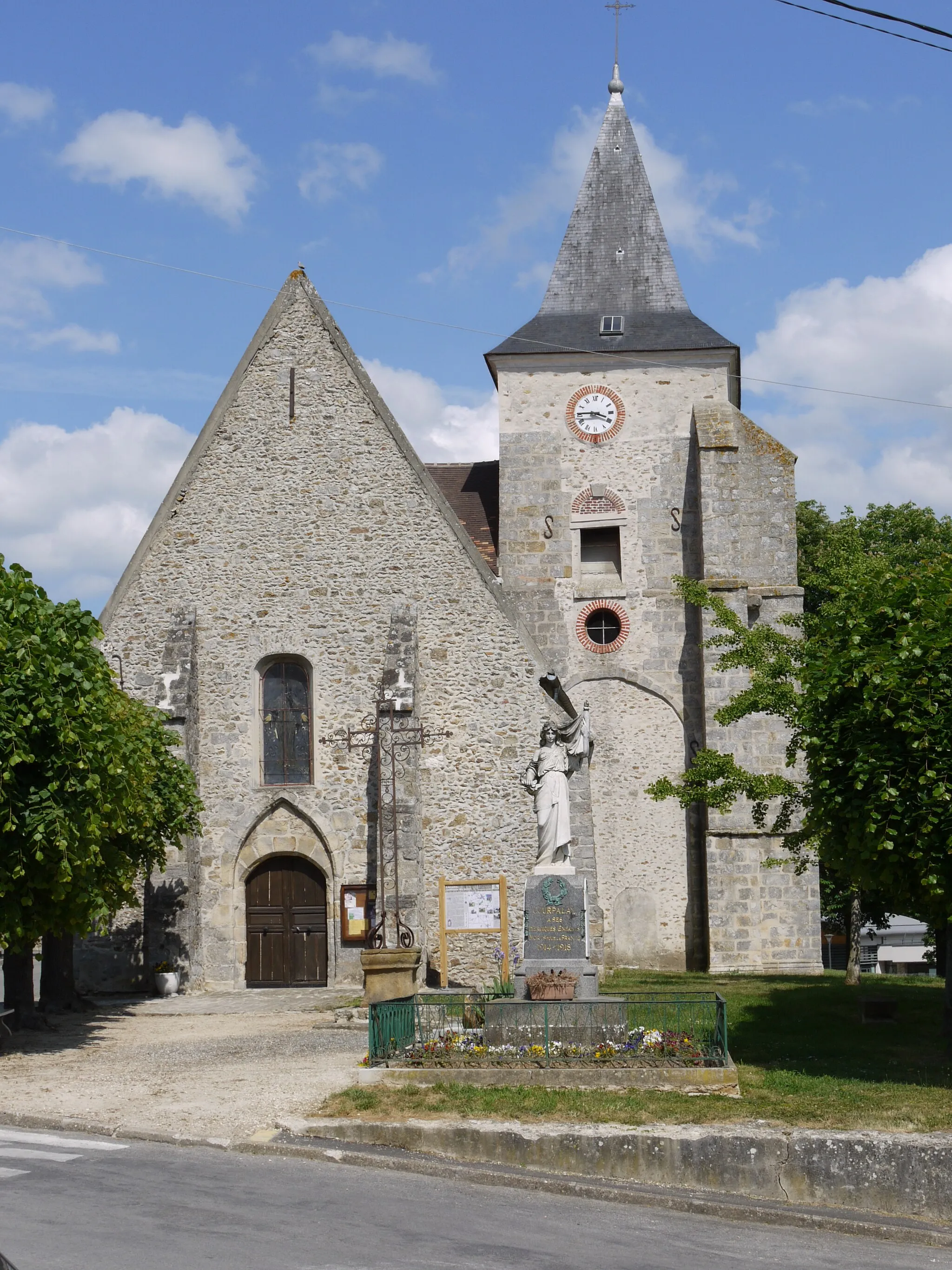 Photo showing: Church of Courpalay Seine et Marne, France