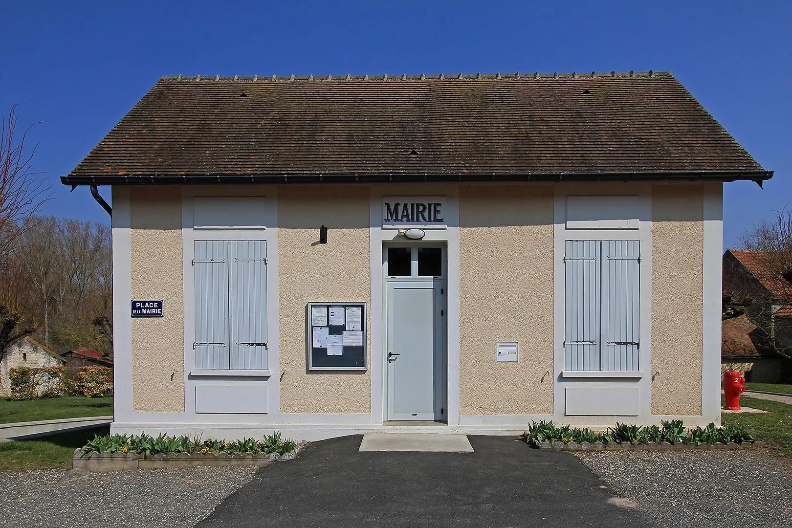 Photo showing: Mairie d'Arrancourt