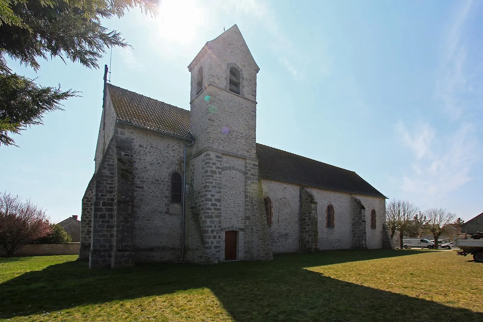 Photo showing: église de Brouy