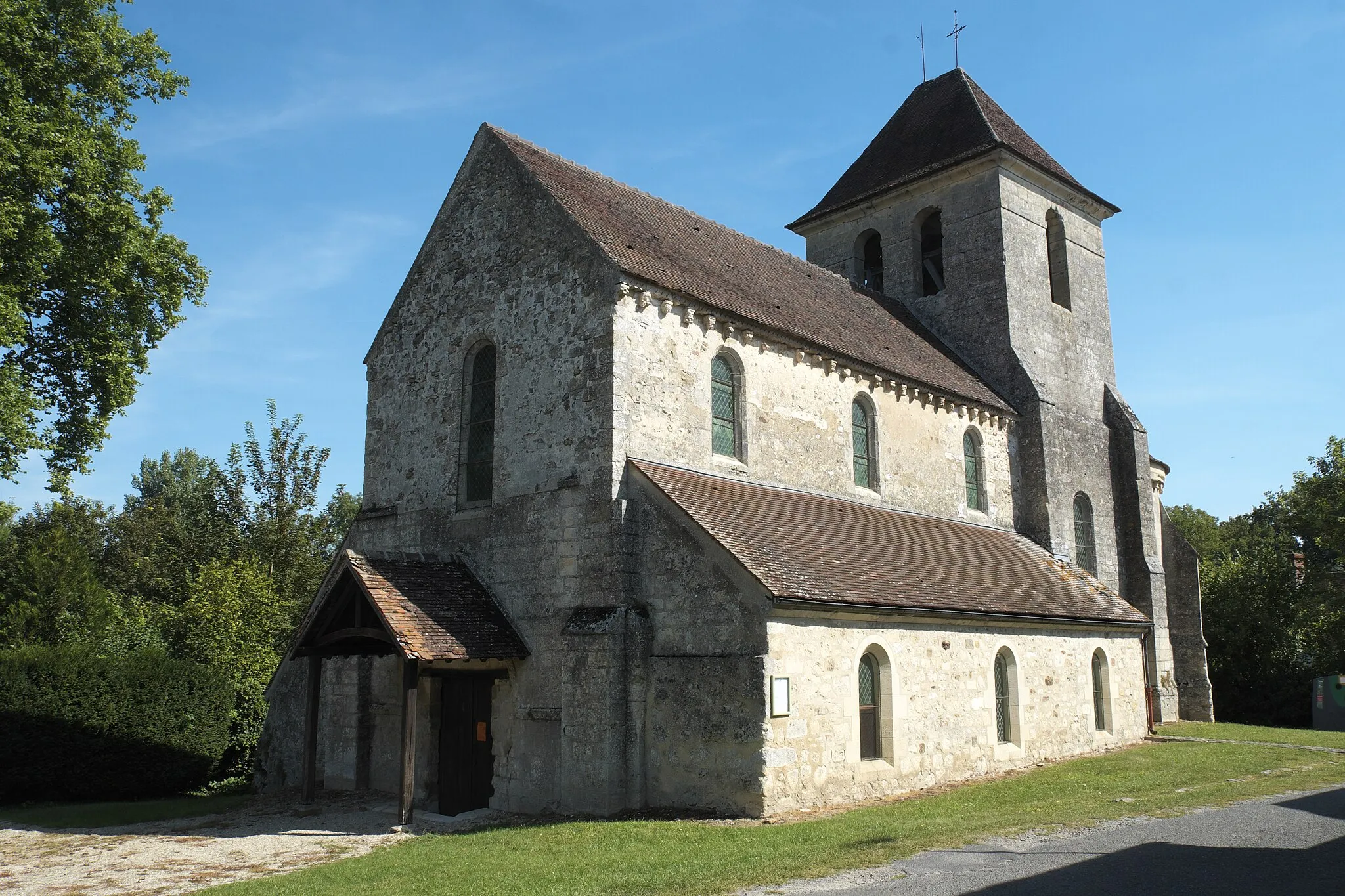 Photo showing: Kirche Saint-Crépin et Saint-Crépinien in Bussiares im Département Aisne in der Region Hauts-de-France/Frankreich