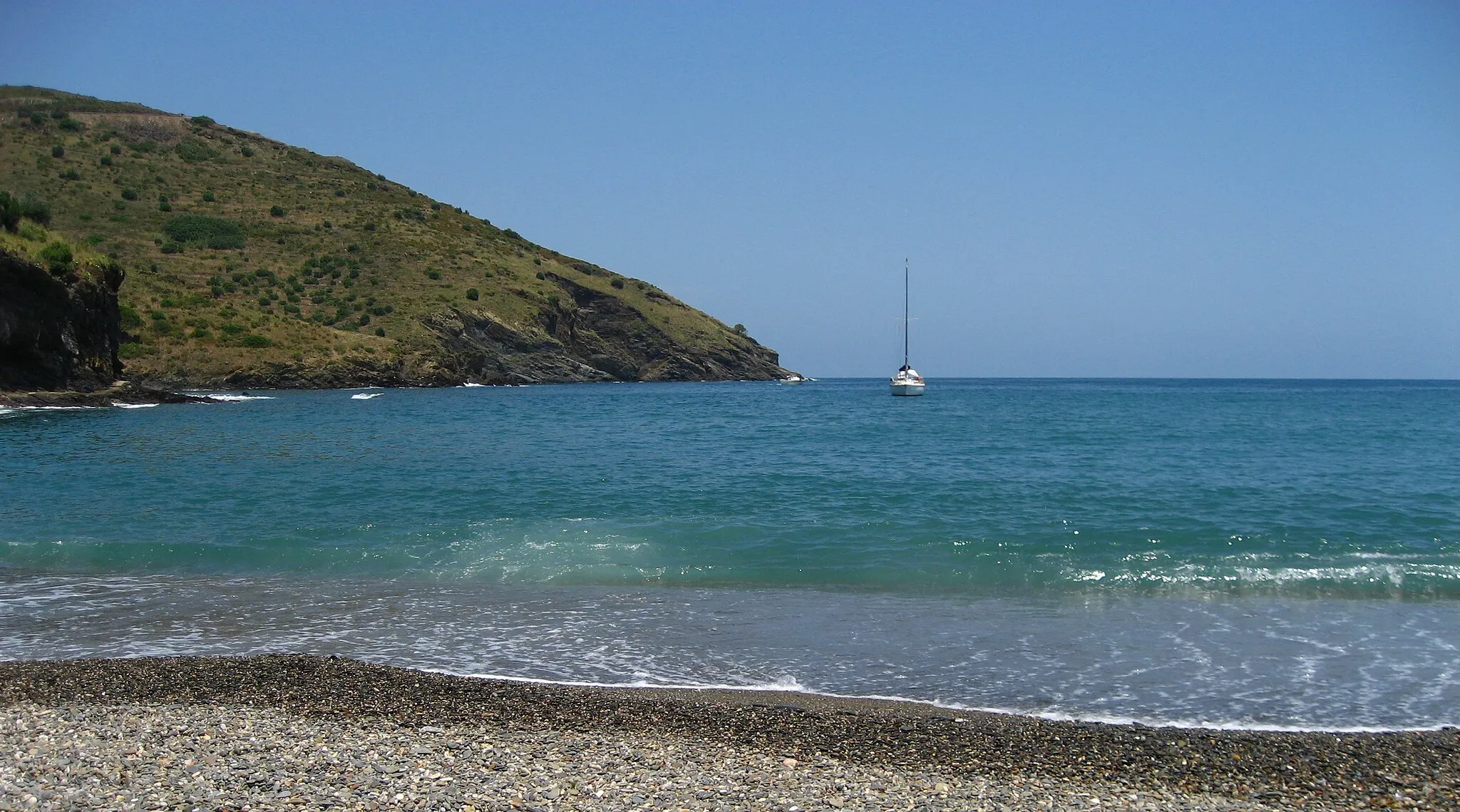 Photo showing: Portbou Beach/Bay