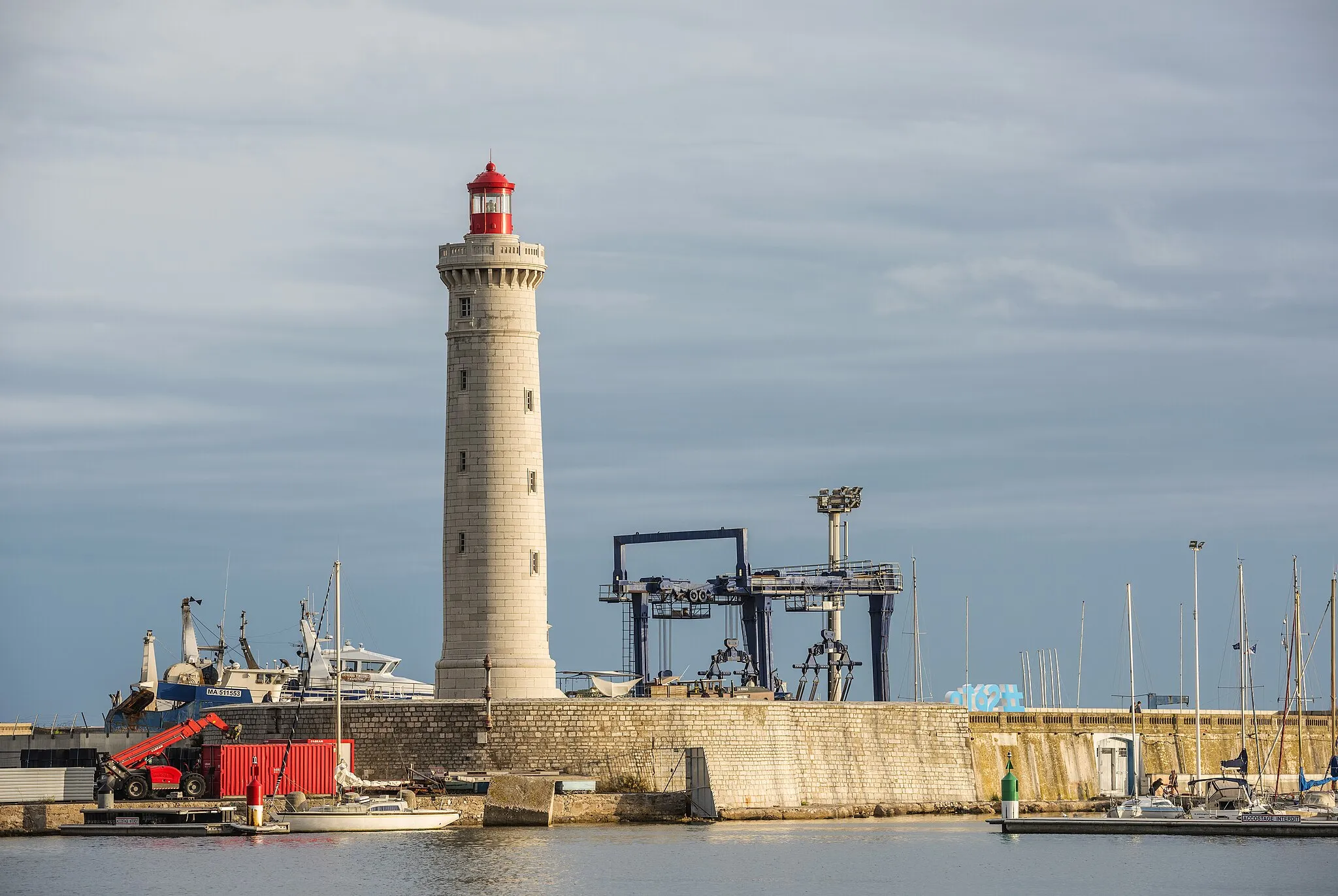 Photo showing: Môle Saint Louis Lighthouse. Sète, Hérault, France