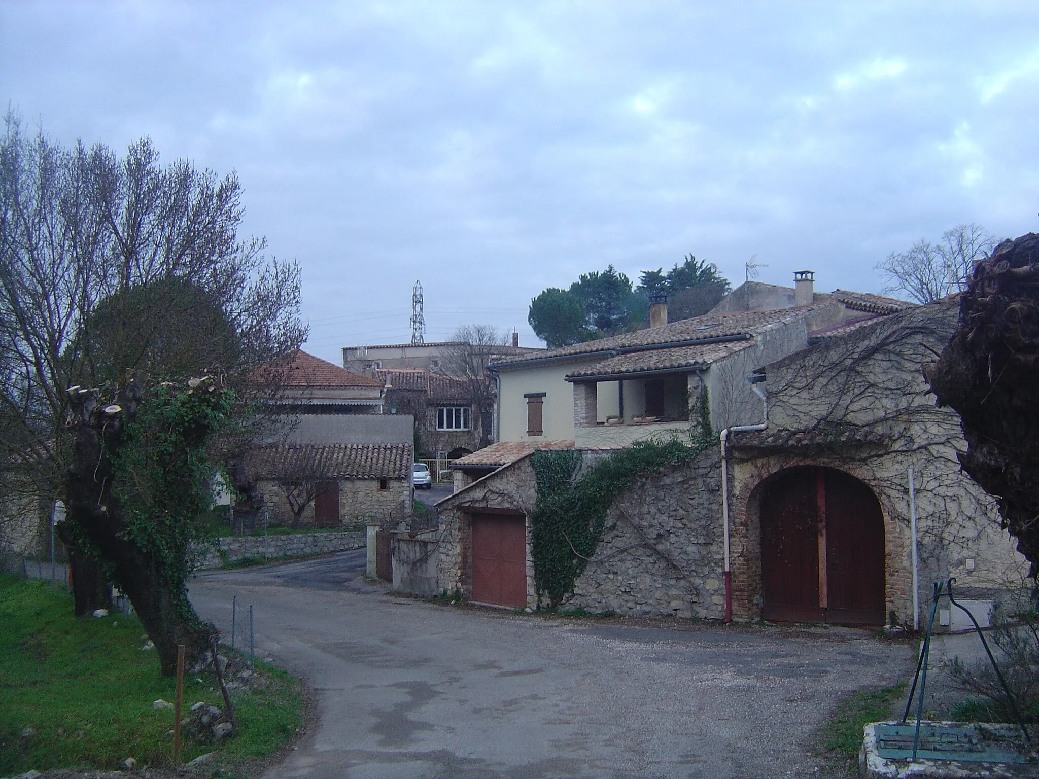 Photo showing: Village de Bouquet